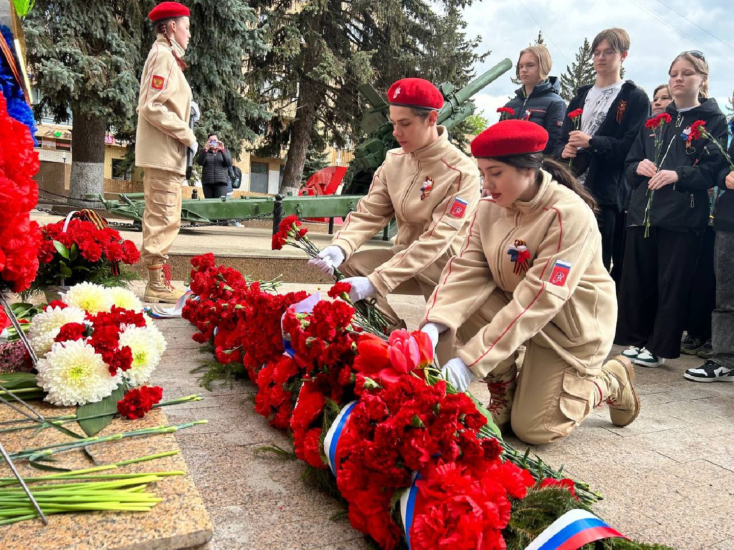 Подольск, День Победы, возложение цветов, мемориал