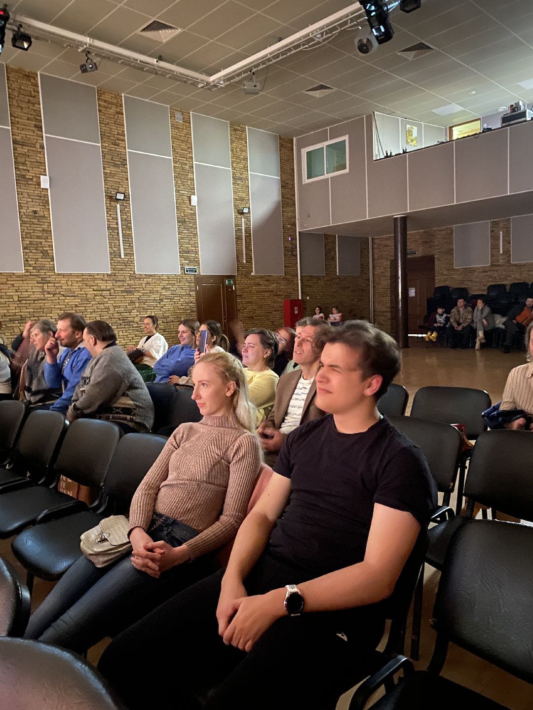 Клин, общество