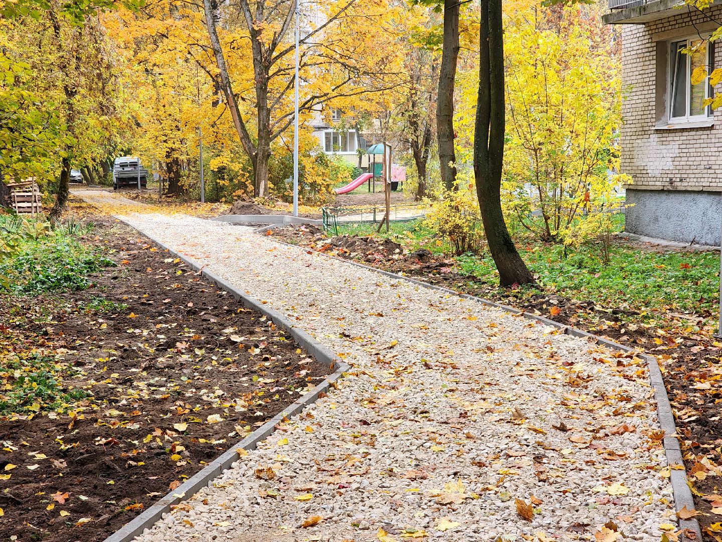дубна,  комплексное благоустройство дворов, входные группы, новая парковка,асфальтирование дворов,