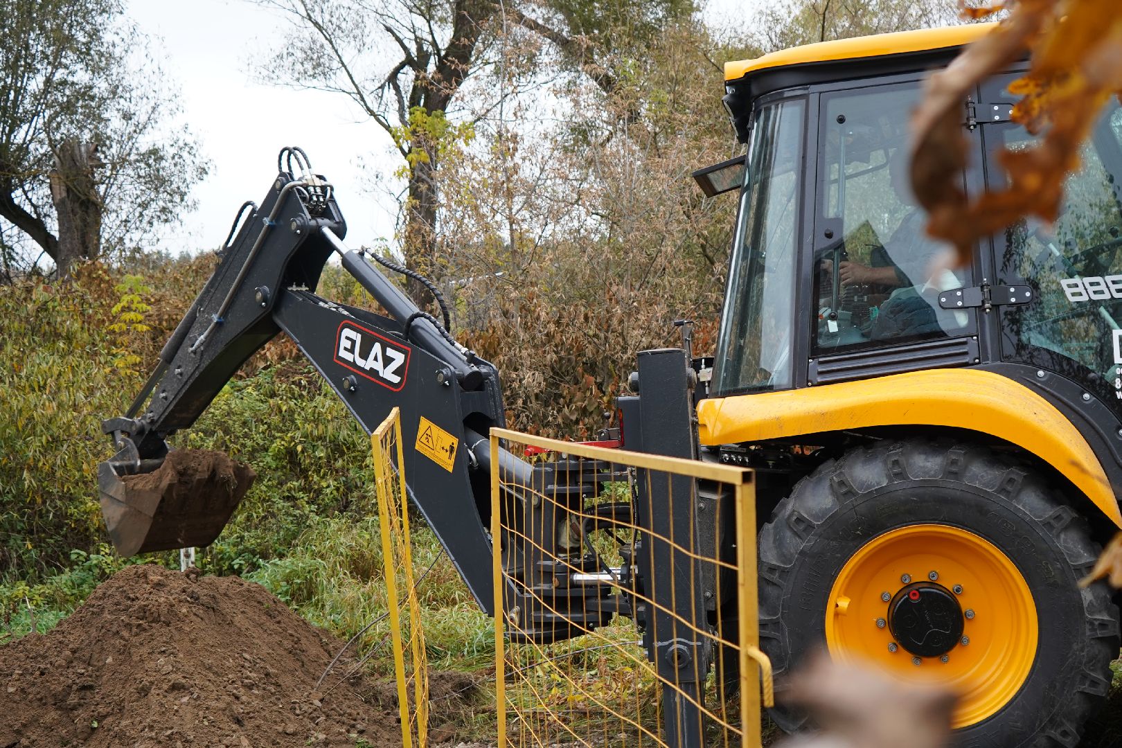 новый экскаватор, жкх, ступино,