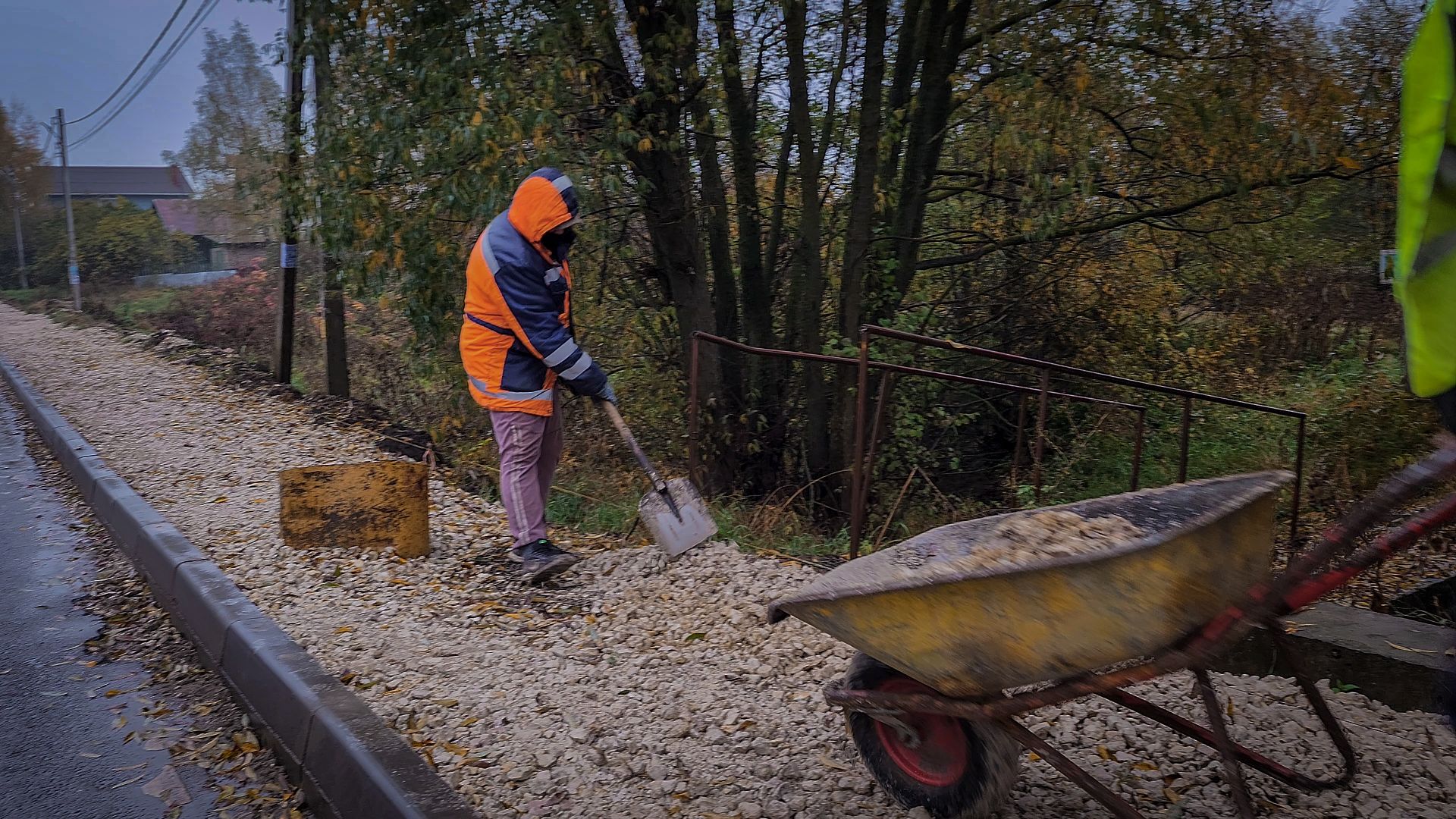 строительство тротуаров, новые тротуары в раменском округе,новые тротуары в деревне паткино,