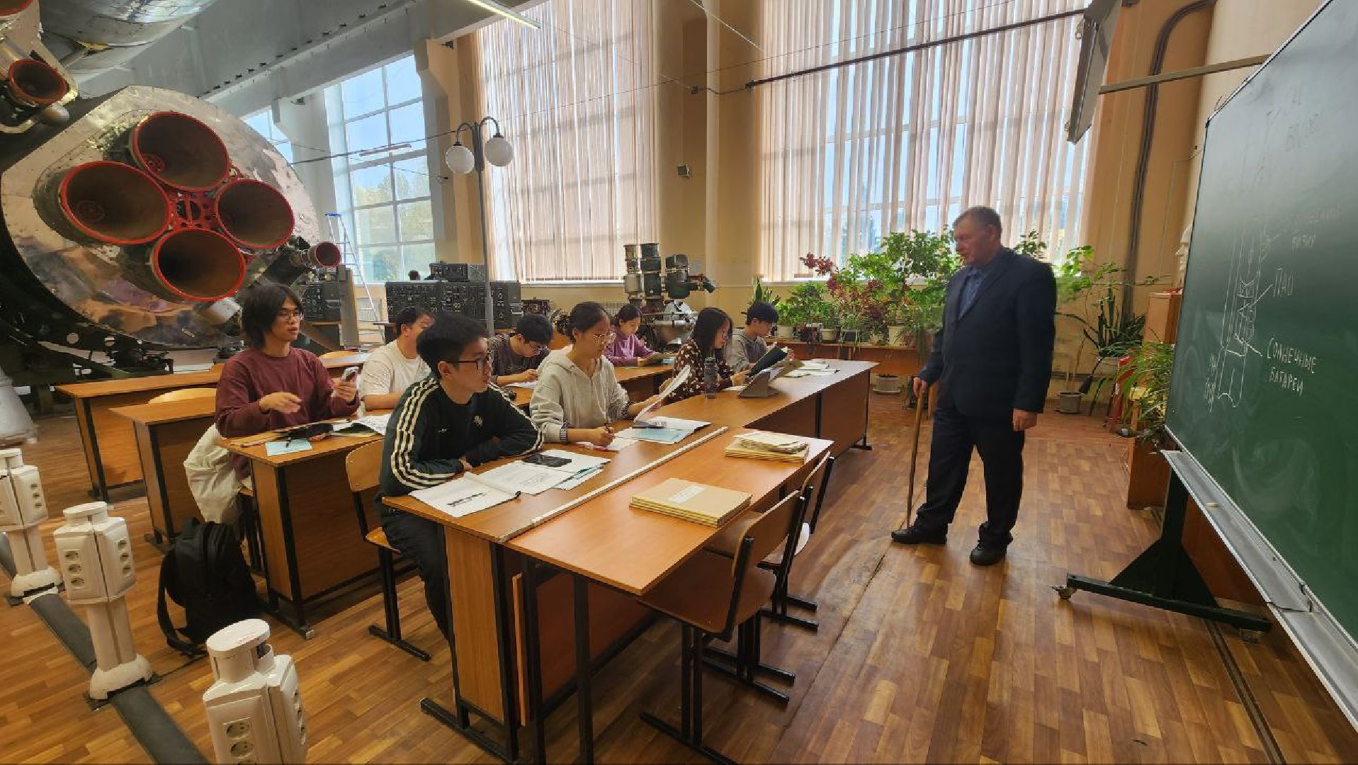 Дмитров, Филиал МГТУ имени Баумана, Роскосмос, Китай,