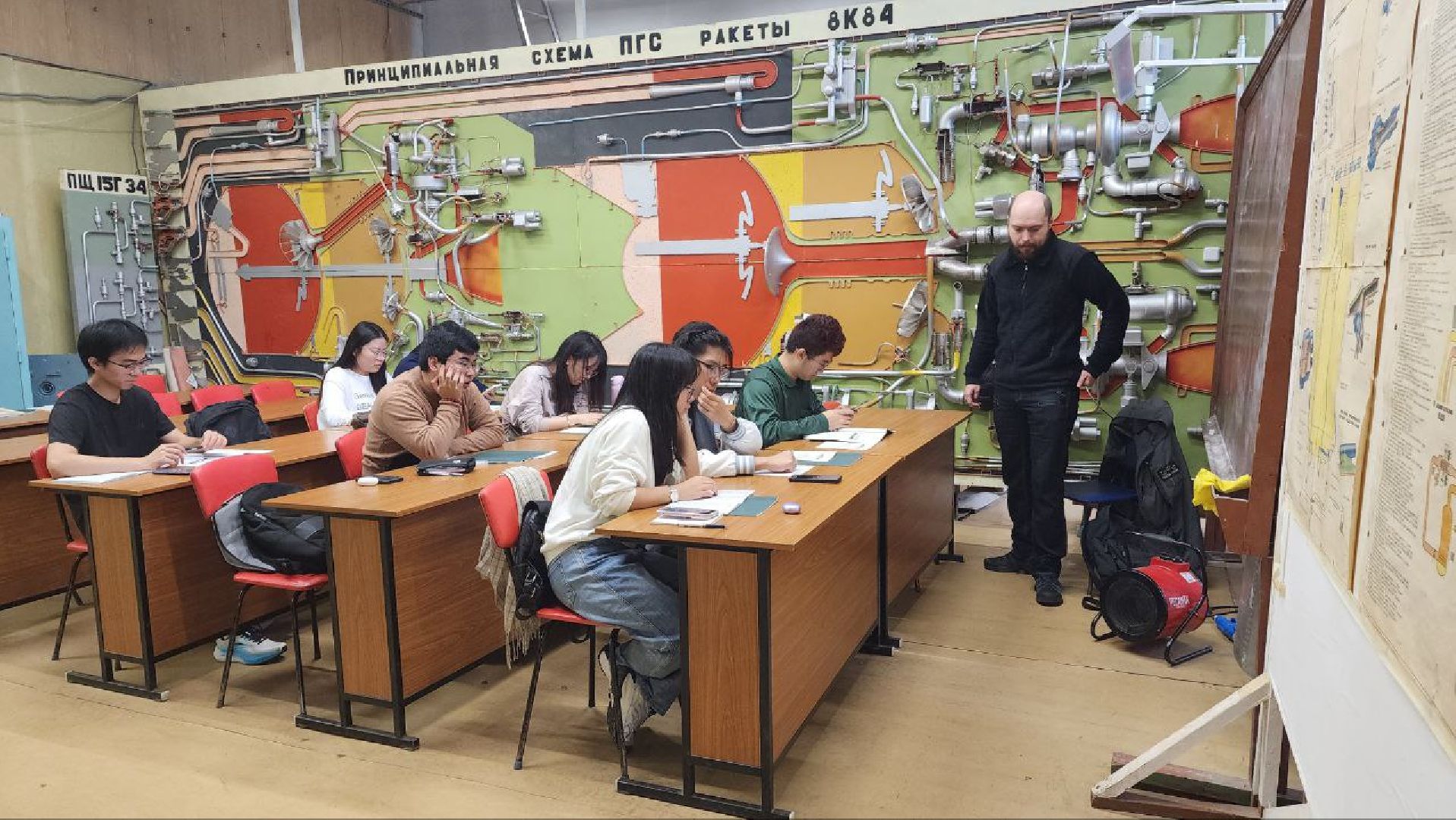 Дмитров, Филиал МГТУ имени Баумана, Роскосмос, Китай,