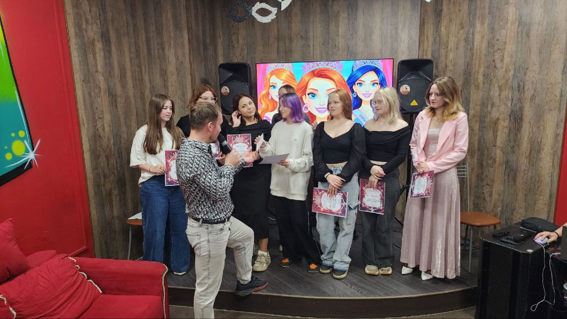 Дмитров, Мисс квАРТал, Молодежный центр,