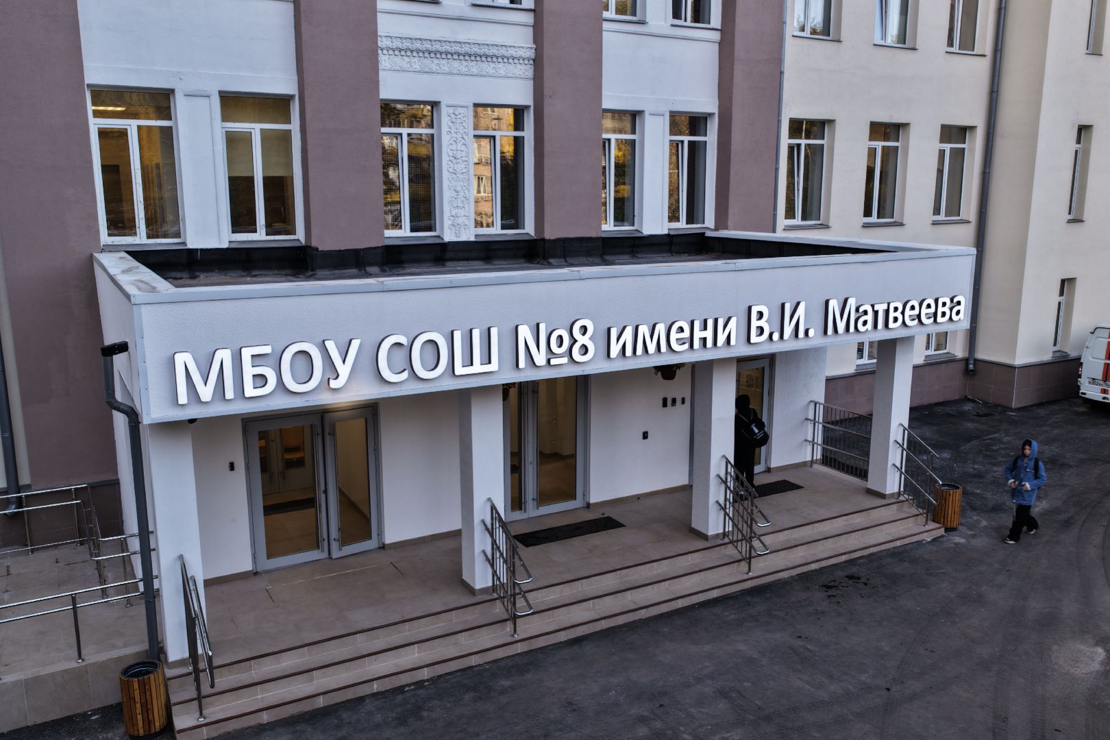 видео с коптера, школа 8 в химках,