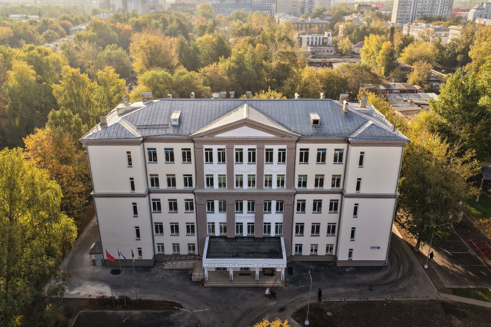 видео с коптера, школа 8 в химках,