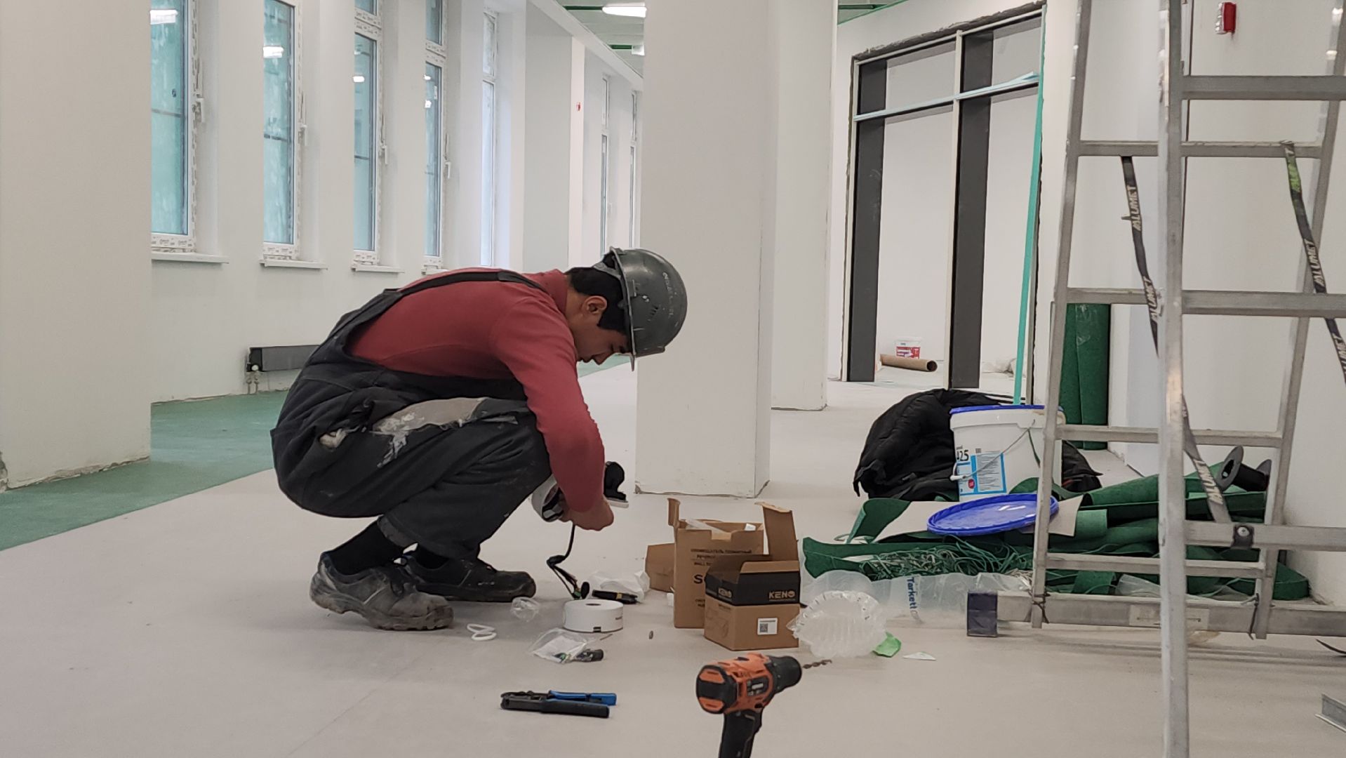 стройка, новая школа, красногорск, изумрудные холмы,