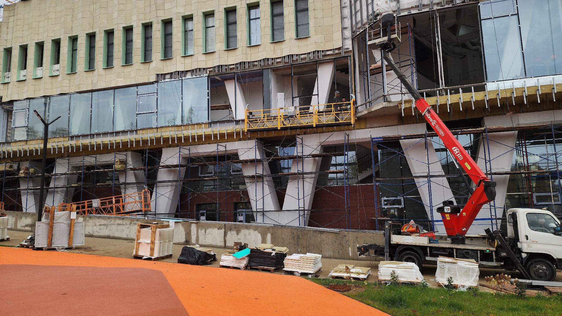 стройка, новая школа, красногорск, изумрудные холмы,