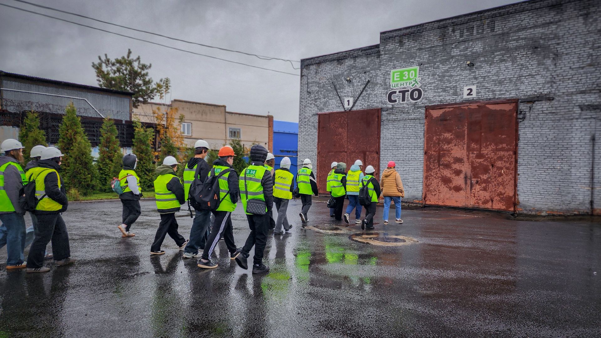 бронницы, студенты , компания работодатель в бронницах, экскурсия для студентов, будущая профессия,