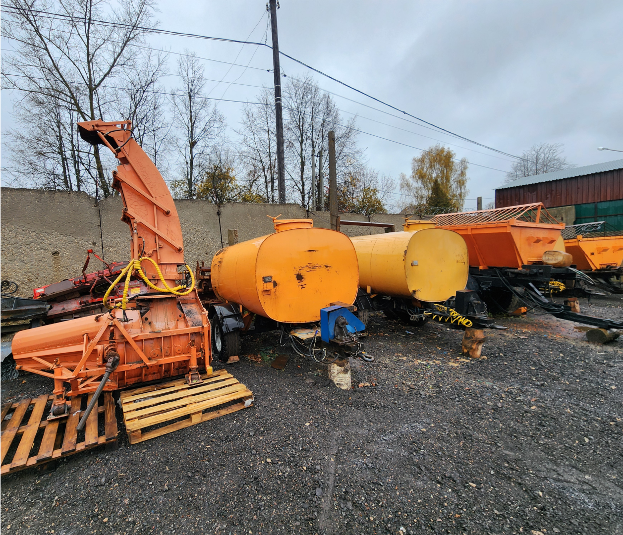 чехов, мбу чеховское благоустройство, подготовка к зиме, осенне-зимний период, спецтехника, уборочная техника,  техобслуживание, текущий ремонт, инвентарь и инструменты, противогололедные материалы, пескосоляная смесь, гсм, штат, водители, дворники, разнорабочие, содержание и уборка территорий, программа яндекс вектор,автоматизация работы, контроль, средства малой механизации,