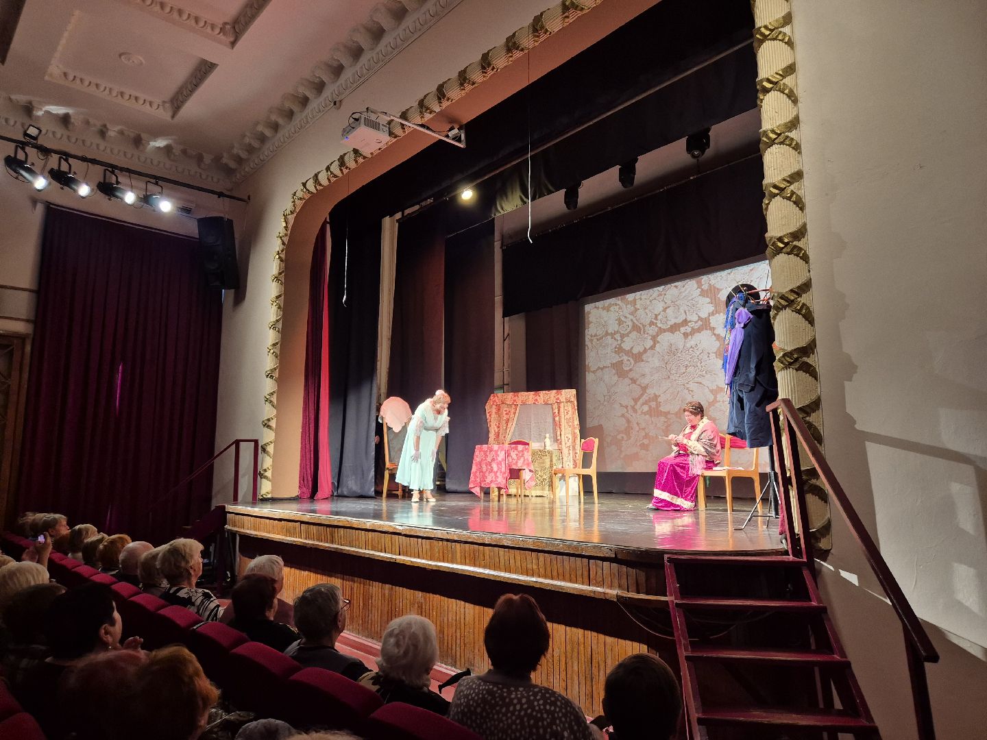 спектакль, активное долголетие,деревня демихово,