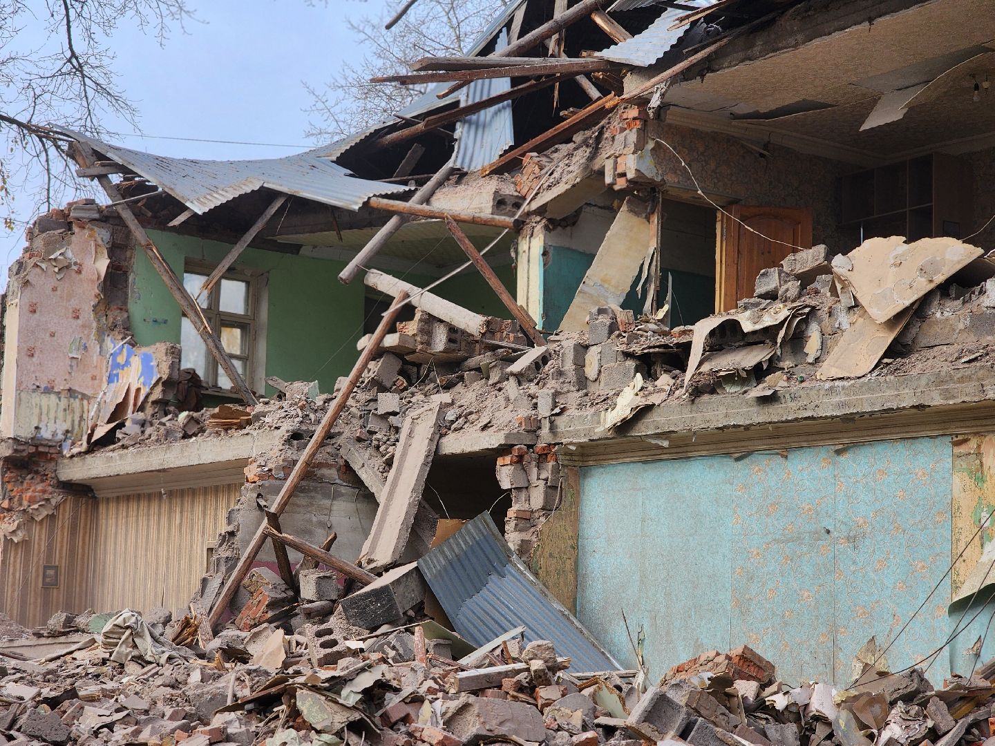 снос аварийного дома, аварийный дом, комфортное жилье, старая купавна, богородский городской округ,