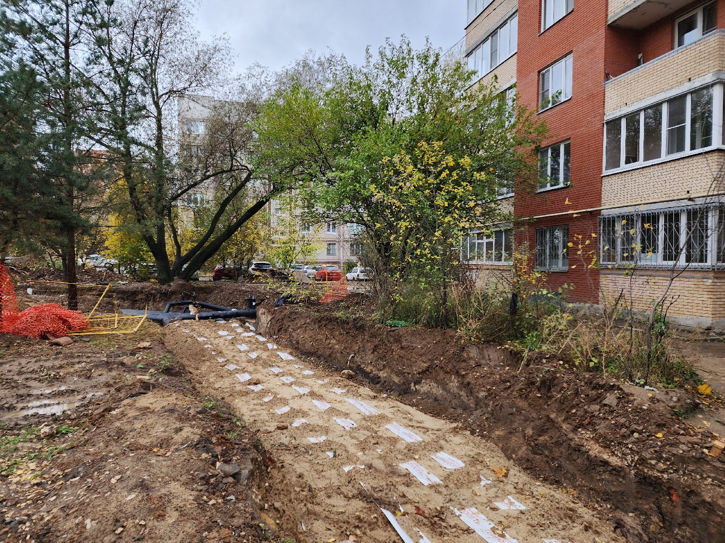 чехов, вишневый бульвар, улица чехова, капремонт теплосети, реконструкция теплотрассы, модернизация, замена труб, горячее водоснабжение, отопление, обратная засыпка траншей, благоустройство, госпрограмма московской области, обращения жителей, портал добродел,