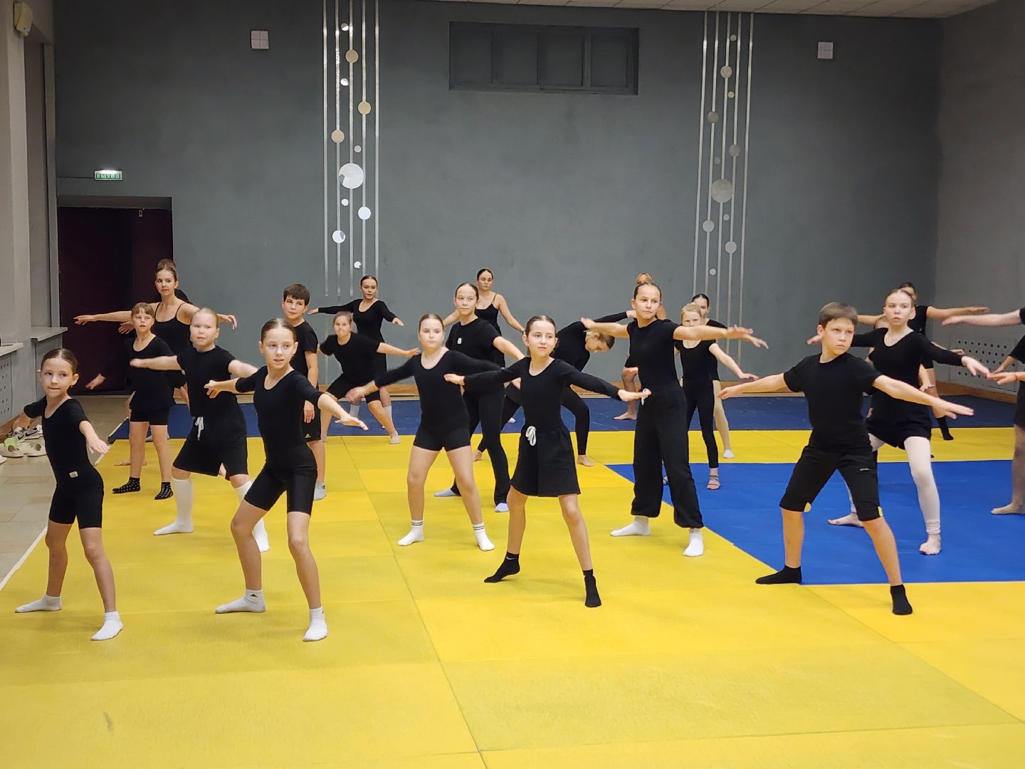 чехов, театр танца седьмое небо, международный конкурс, фестиваль, гран-при, лауреат конкурса, выборг, художественный руководитель, татьяна гавриленко, дворец культуры дружба, репетиции,открытые страницы выборг,