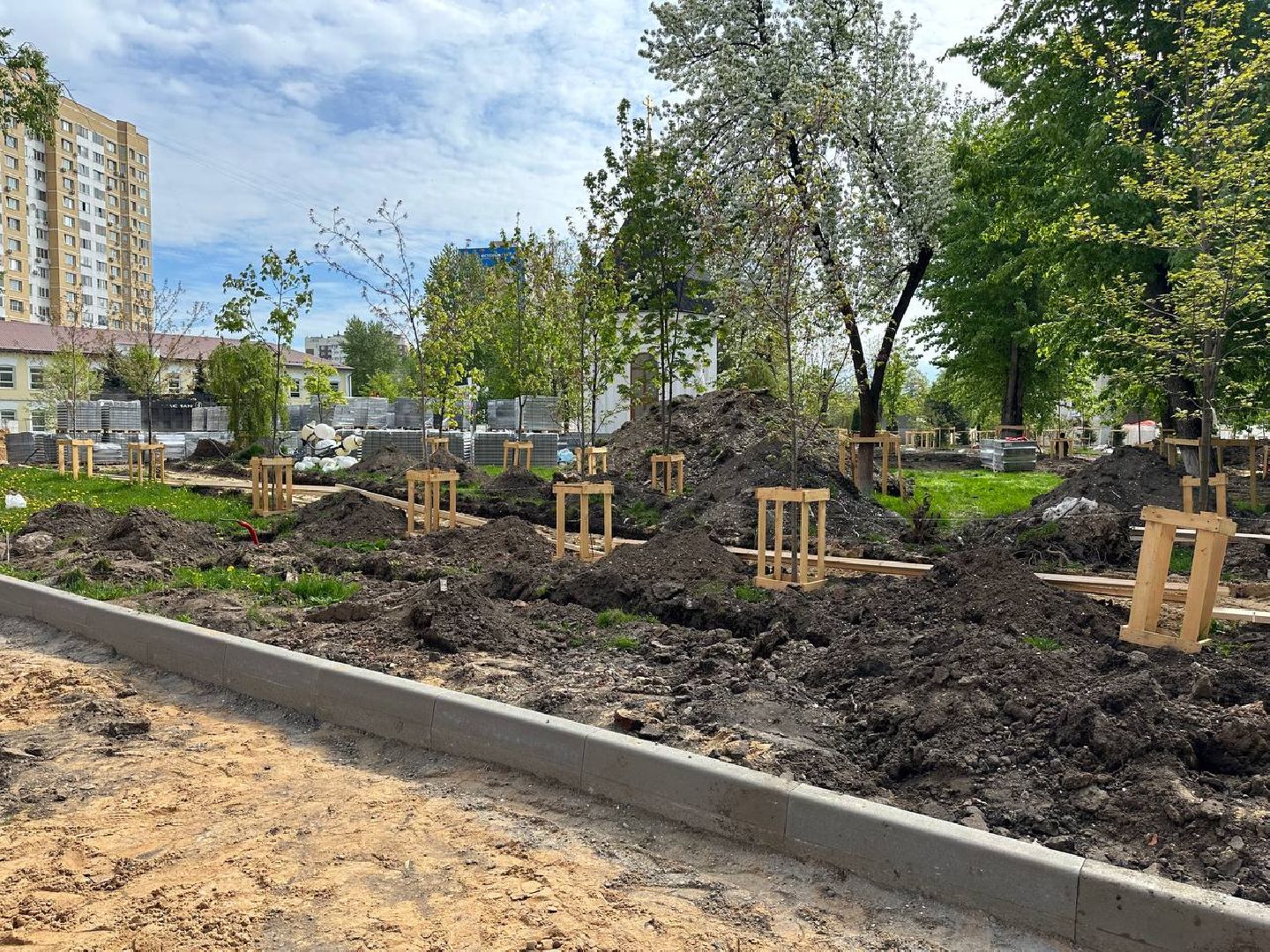 Реутов, Мемориал славы, реконструкция, Вечный огонь