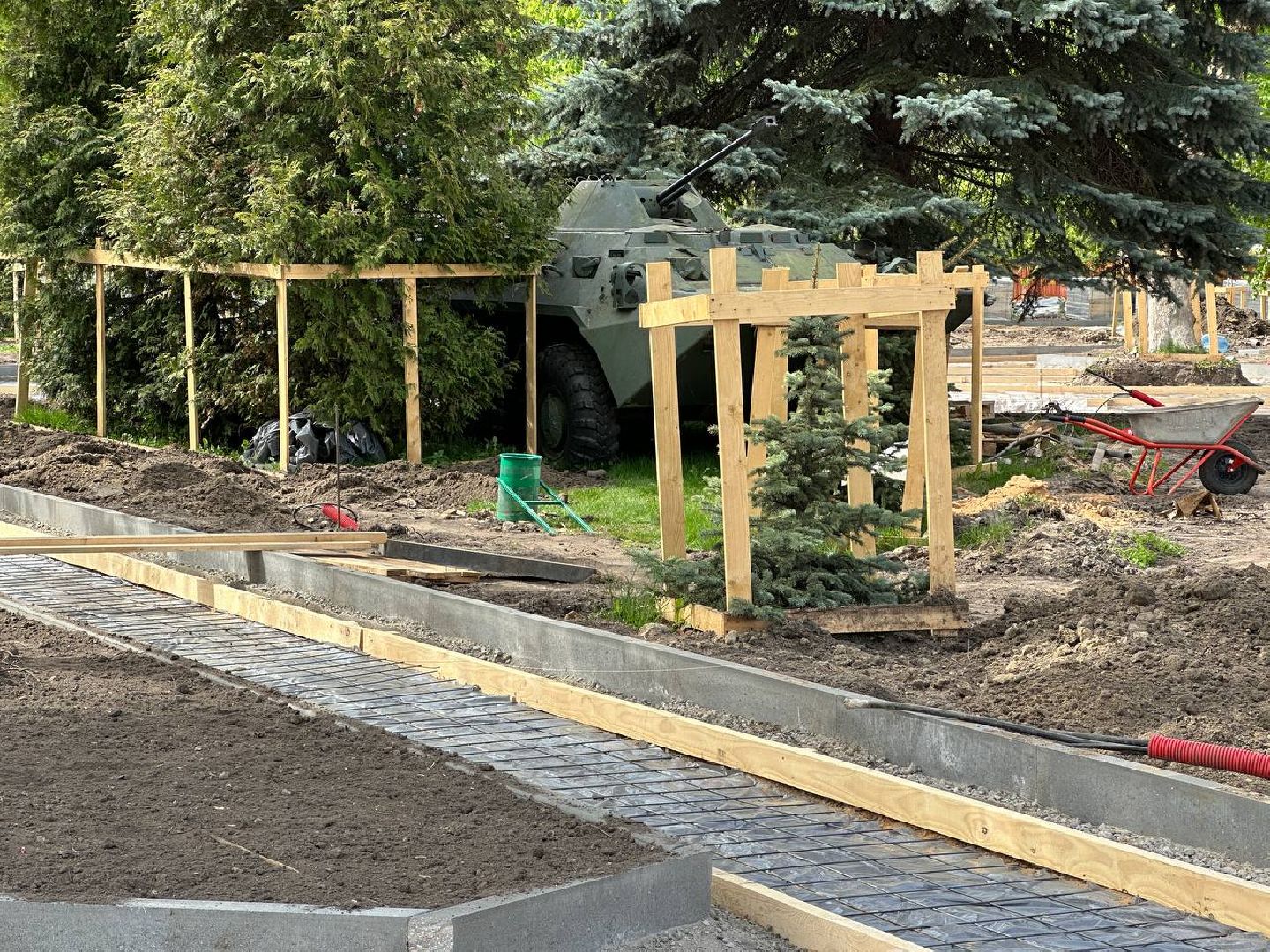 Реутов, Мемориал славы, реконструкция, Вечный огонь