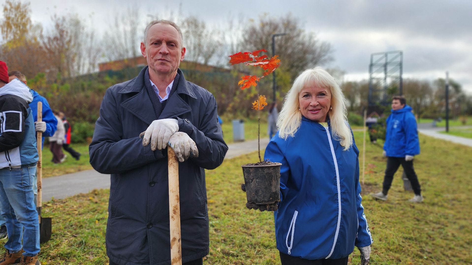 серпухов, подмосковье, высадка дубов, день отца,