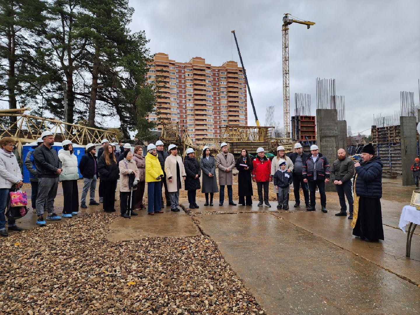 солнечногорск, строительство , квартиры , пересенцы,