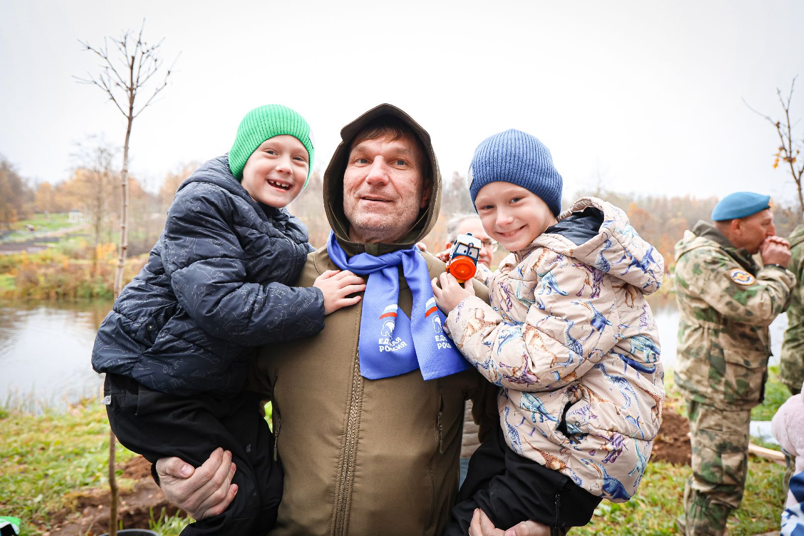 клин, общество, экология, день отца, высадка деревьев, аллея отца,