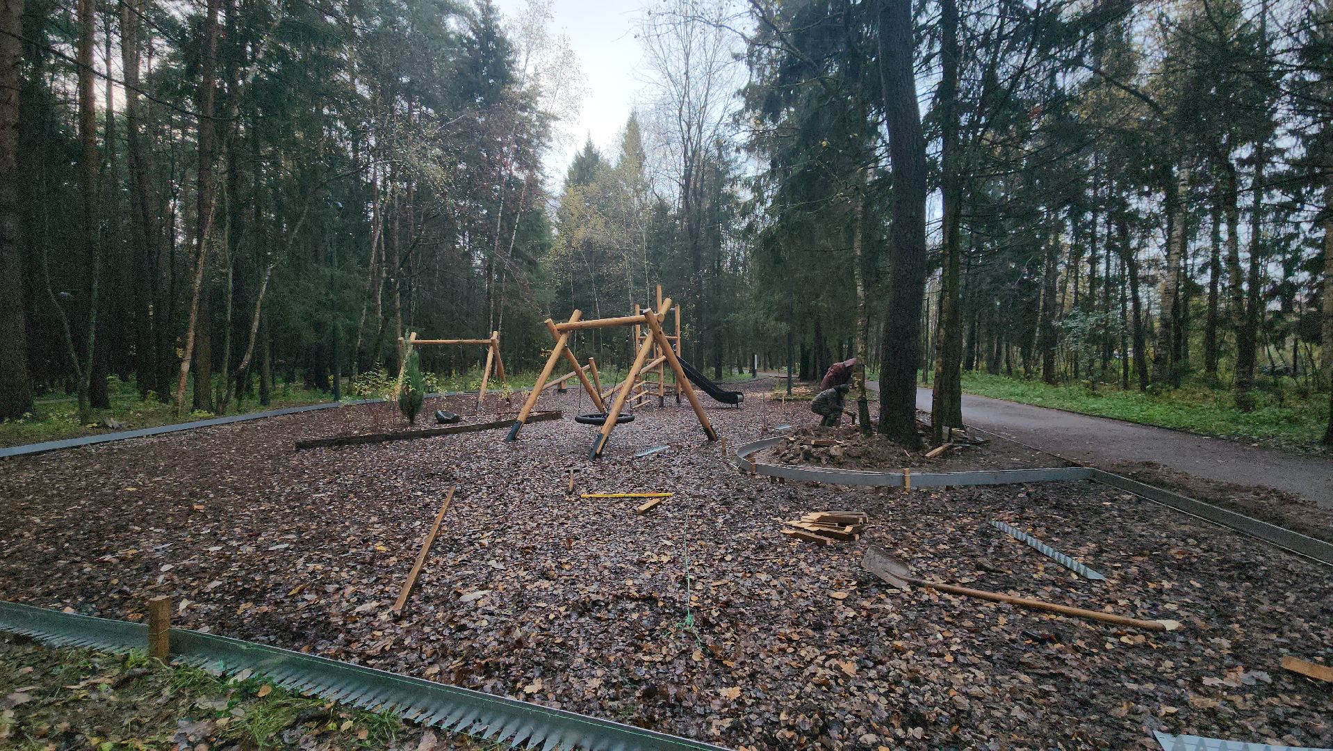 Детская площадка , Площадка для детей в лесу, лесопарк, лобненский парк, Лобня,