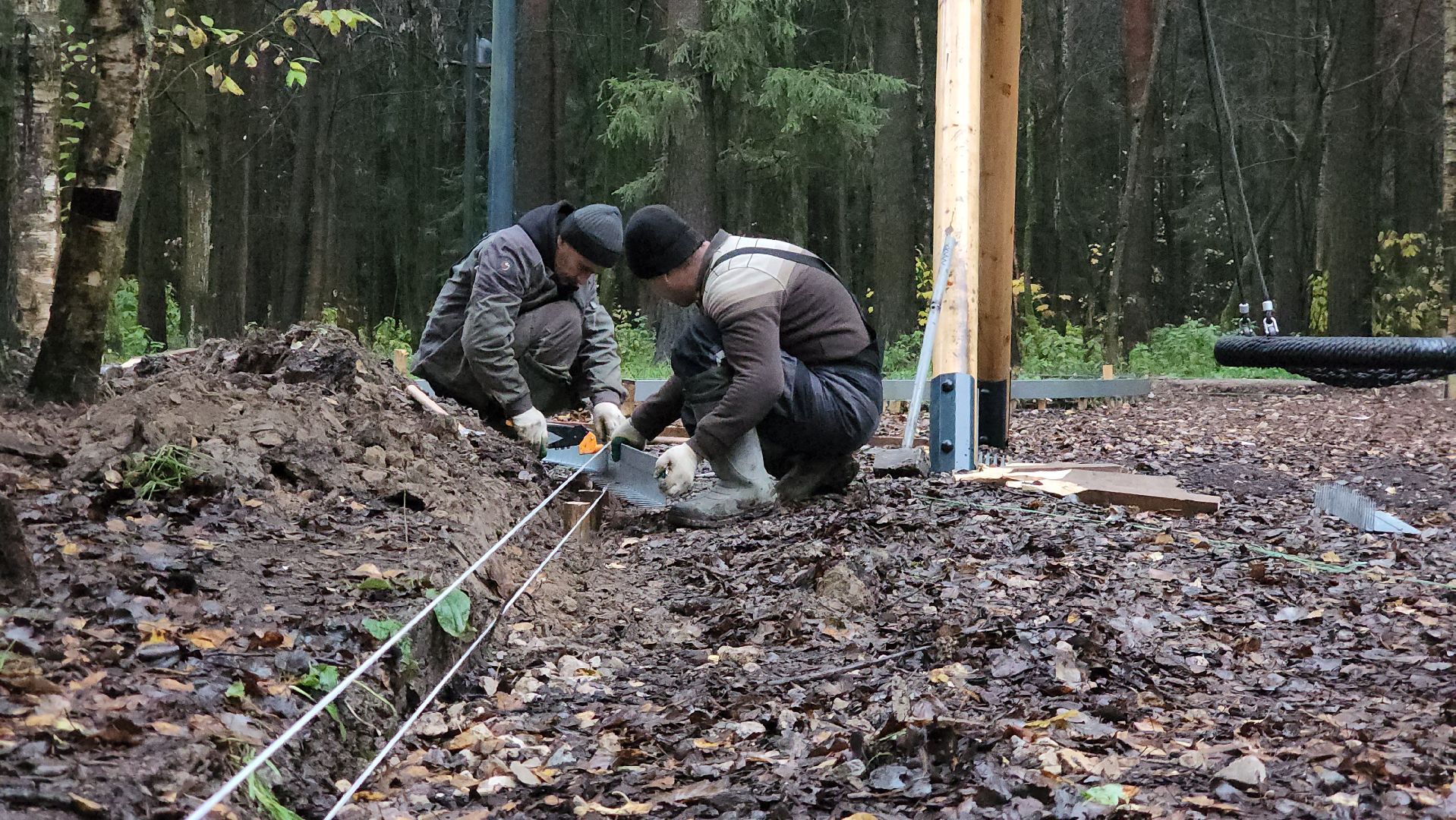 Детская площадка , Площадка для детей в лесу, лесопарк, лобненский парк, Лобня,