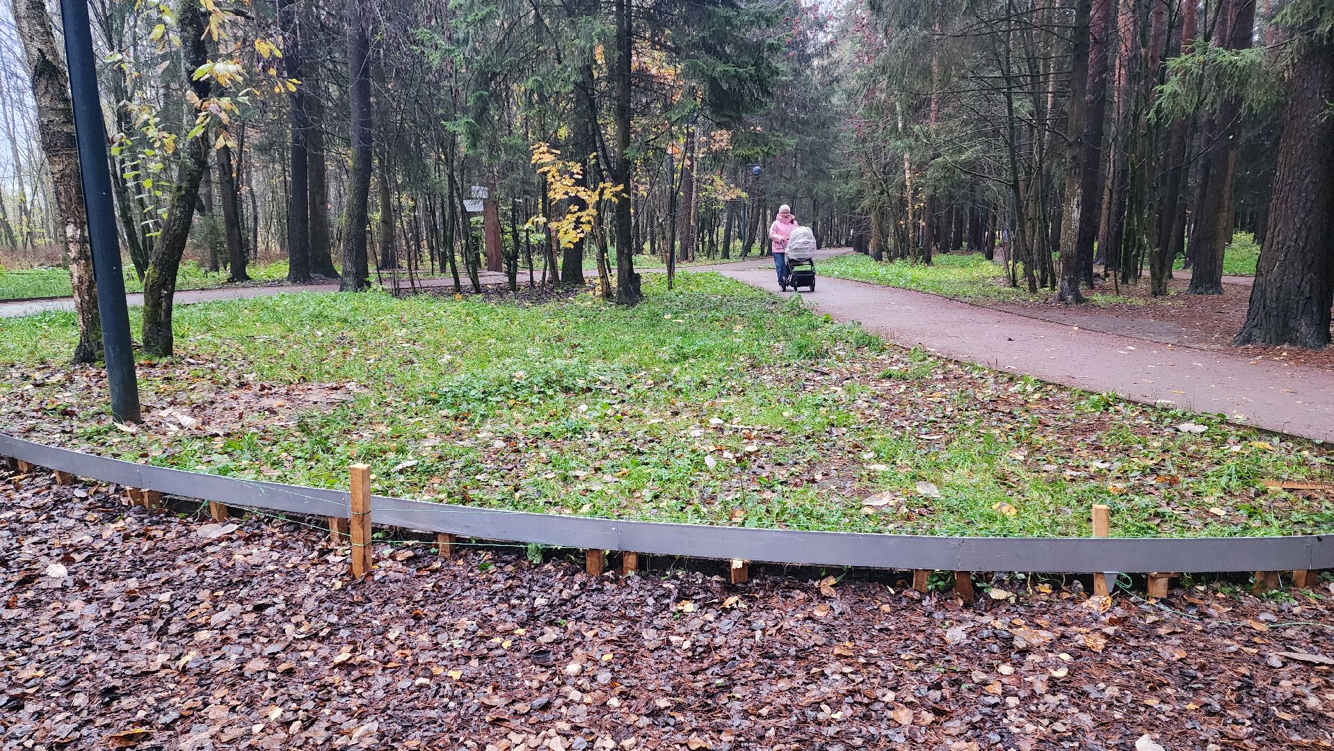 Детская площадка , Площадка для детей в лесу, лесопарк, лобненский парк, Лобня,
