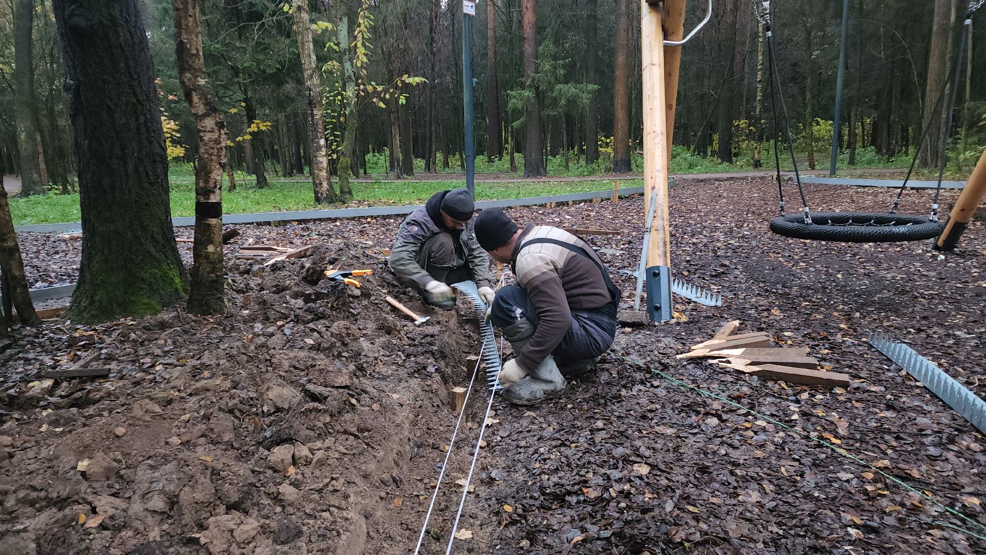 Детская площадка , Площадка для детей в лесу, лесопарк, лобненский парк, Лобня,