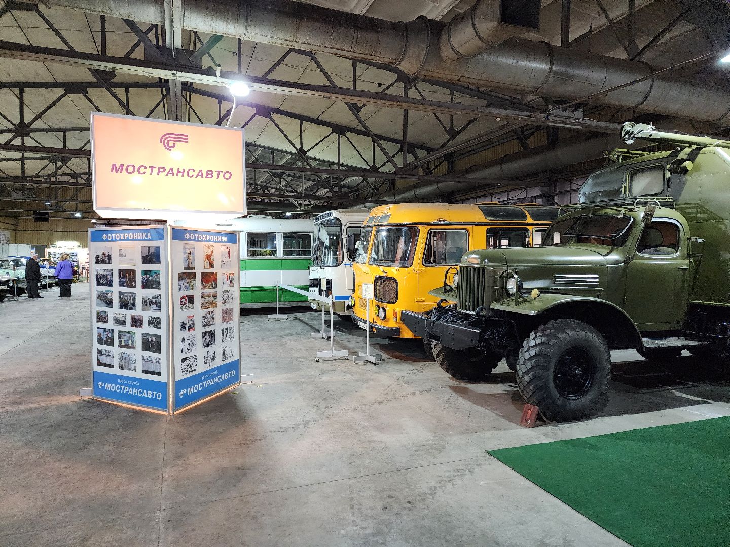 чехов, деревня манушкино, музей автотранспорта, выставка ретро-автомобилей, мострансавто, грузовики, автобусы, легковые машины, проездные билеты, макеты, архивная фотохроника, бесплатная выставка, экспозиция,