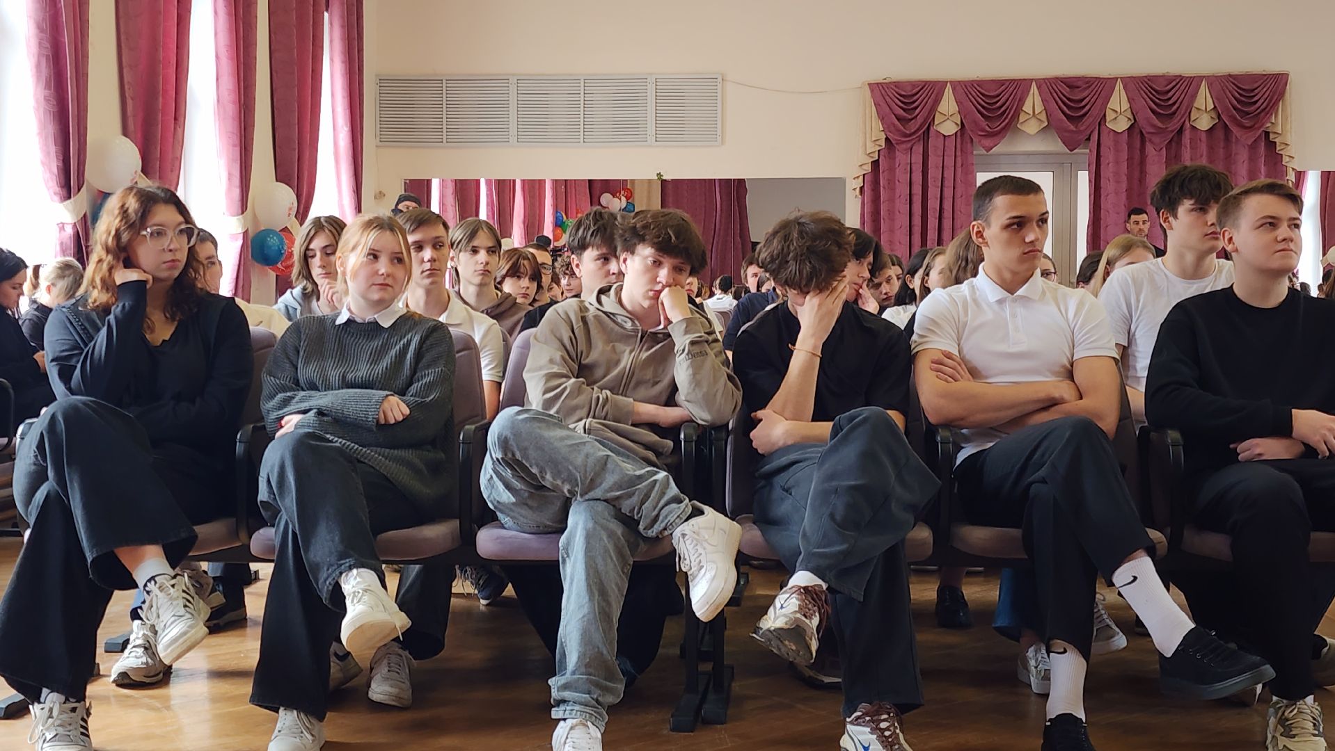 Общество , Образование, интернет-мошенники,