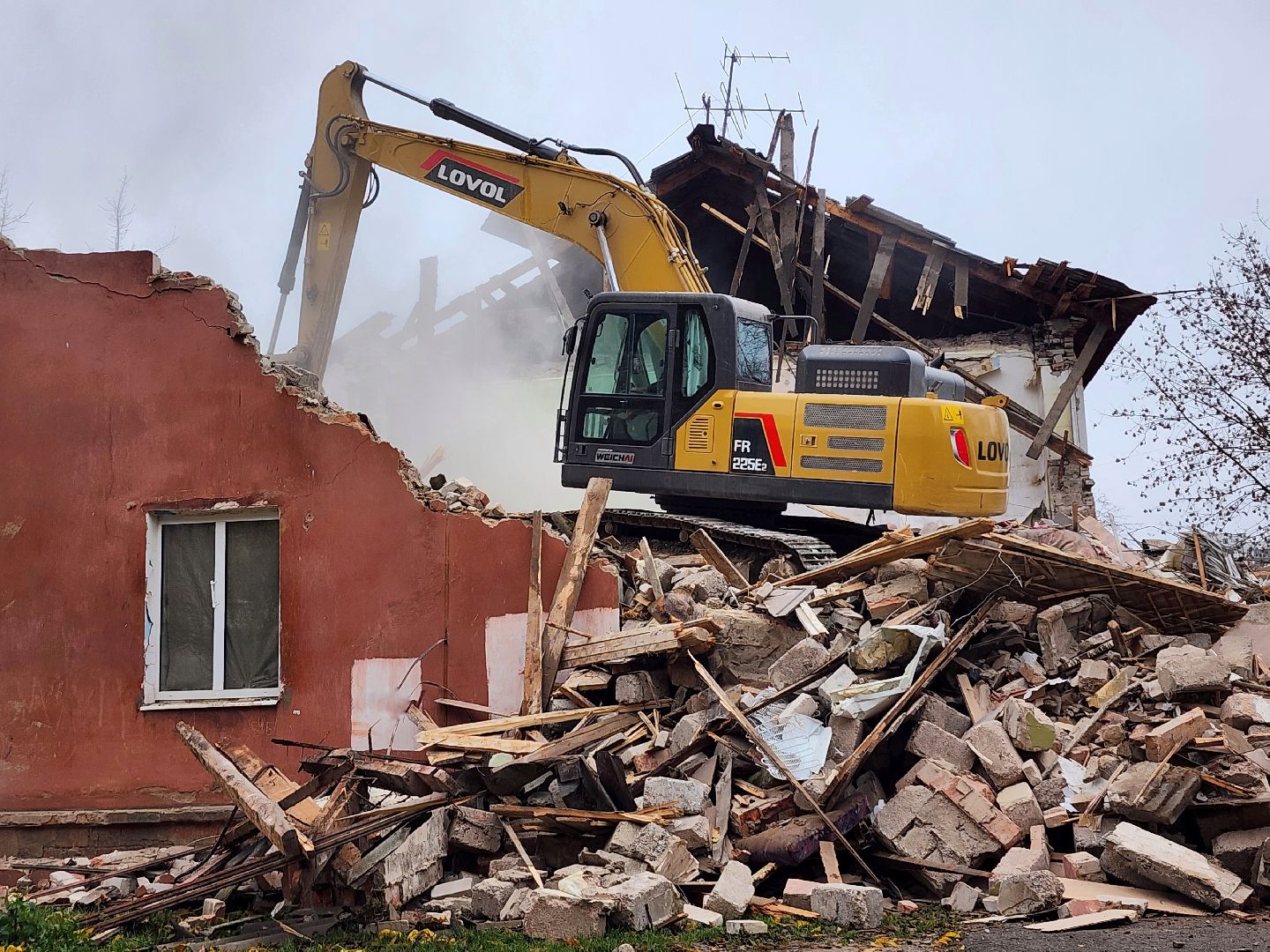 аварийный дом, программа переселения из аварийного жилья, снос аварийного дома, старая купавна, богородский городской округ,