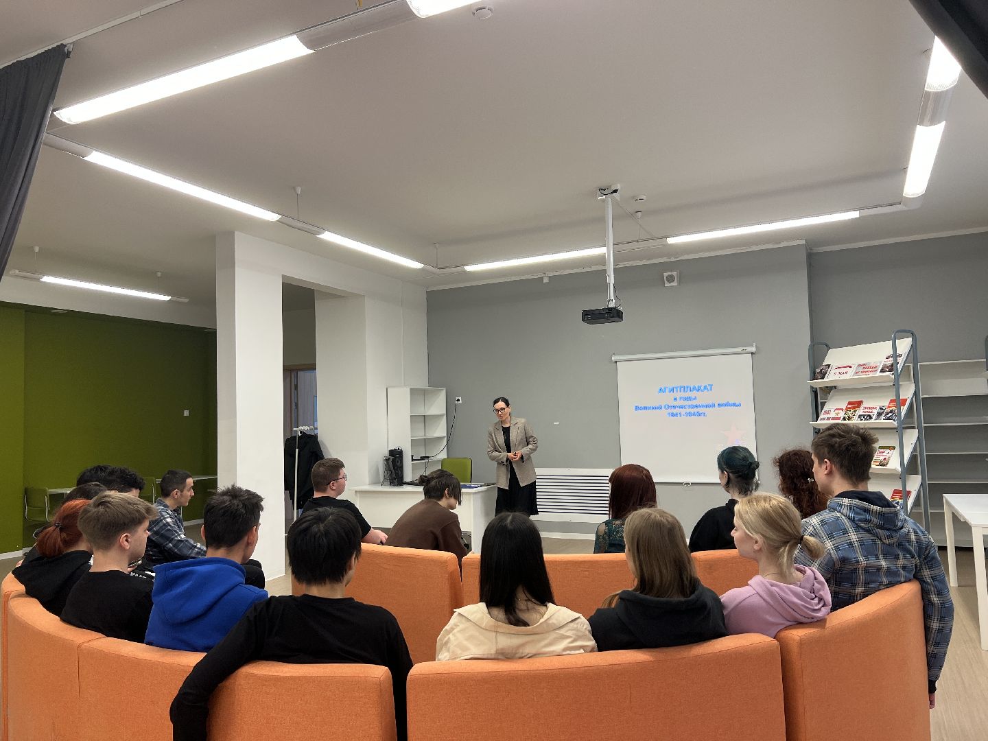 Химки, выставка, библиотека, культура