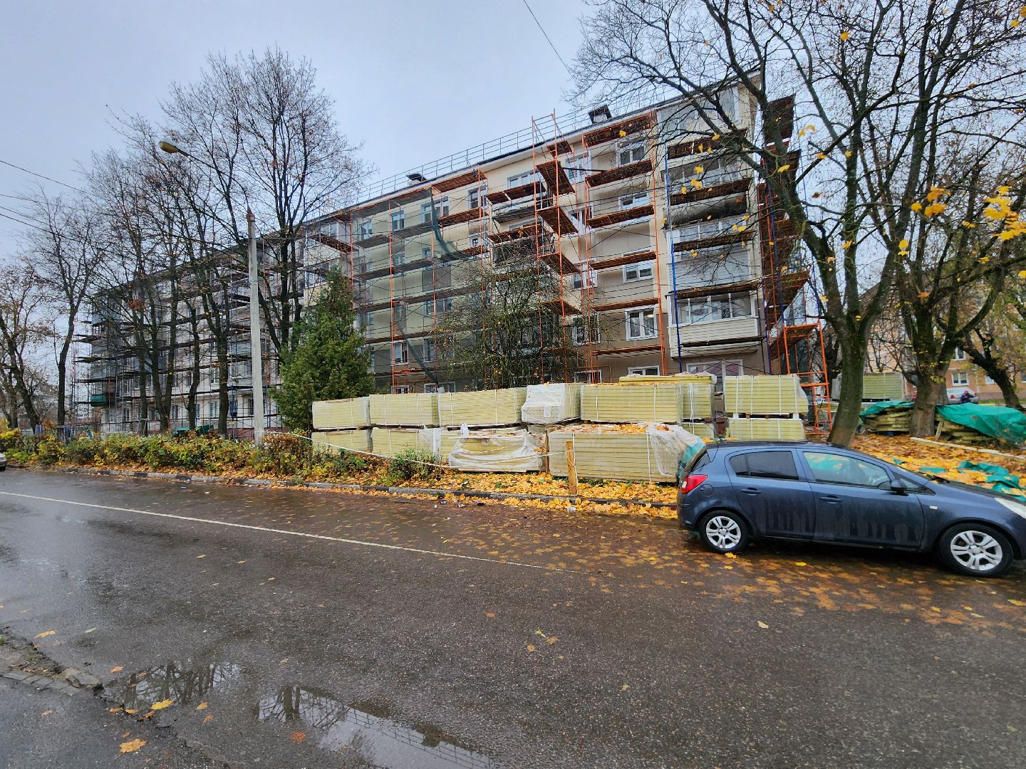 чехов, микрорайон венюково, улица гагарина 56, капремонт фасада, утепление дома, теплоизоляция, гидроизоляция, капитальный ремонт отмостки, обновление цоколя, фасадные работы, облицовка дома, фонд капремонта московской области, госпрограмма московской области, формирование комфортной городской среды,замена инженерных сетей,