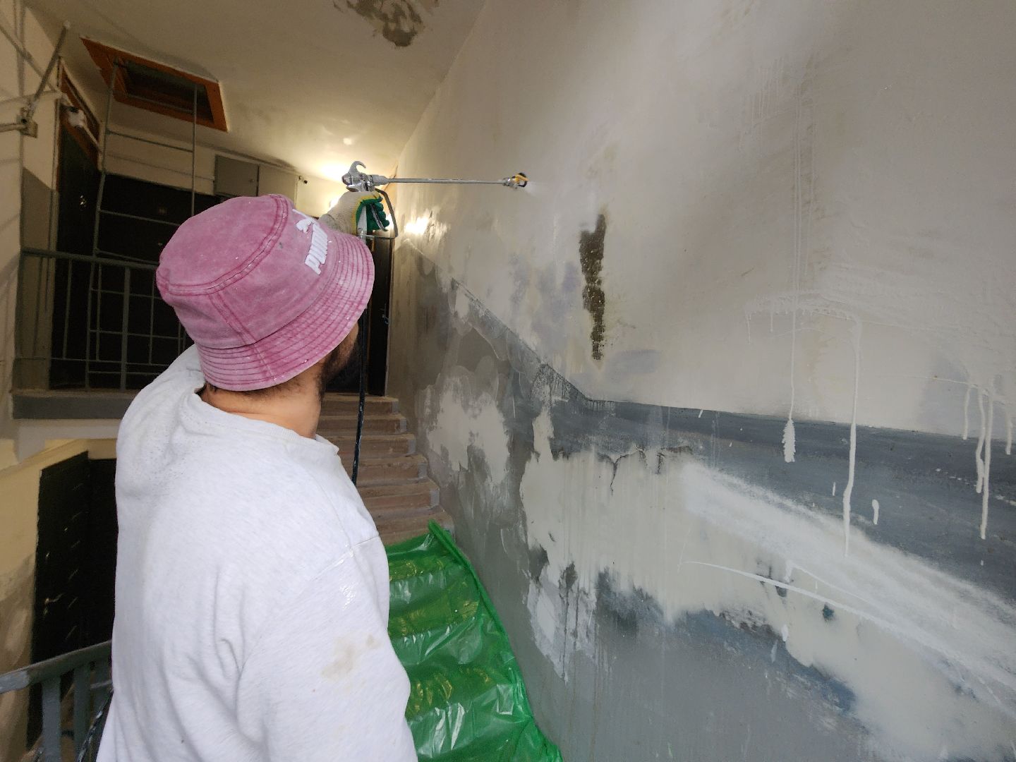 чехов, микрорайон венюково, улица гагарина 48, текущий ремонт подъездов, покраска стен и потолков, замена окон, замена батарей отопления, косметический ремонт, обращения жителей, портал добродел, ремонт в подъездах,перила, лестницы, электропроводка, напольное покрытие,