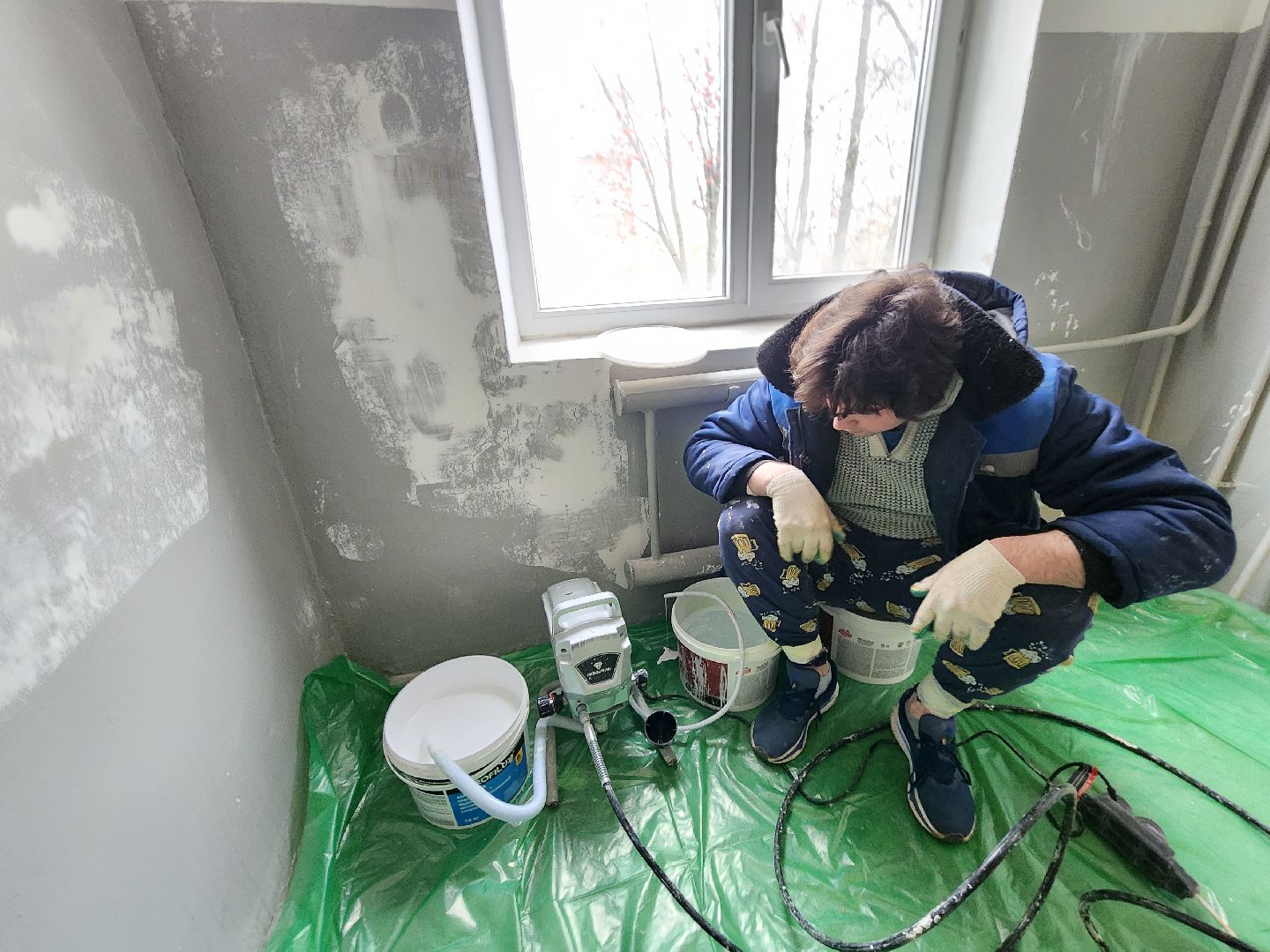 чехов, микрорайон венюково, улица гагарина 48, текущий ремонт подъездов, покраска стен и потолков, замена окон, замена батарей отопления, косметический ремонт, обращения жителей, портал добродел, ремонт в подъездах,перила, лестницы, электропроводка, напольное покрытие,