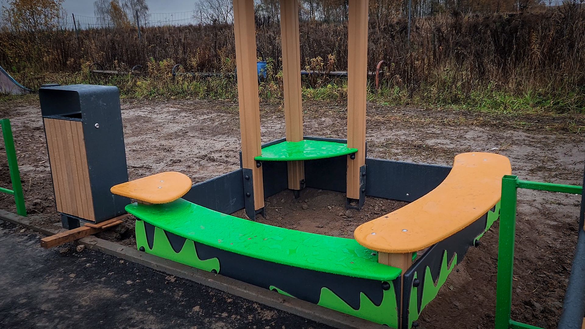 бронницы, детская площадка в бронницах, новая детская площадка в бронницах, игровой комплекс на солнечной,