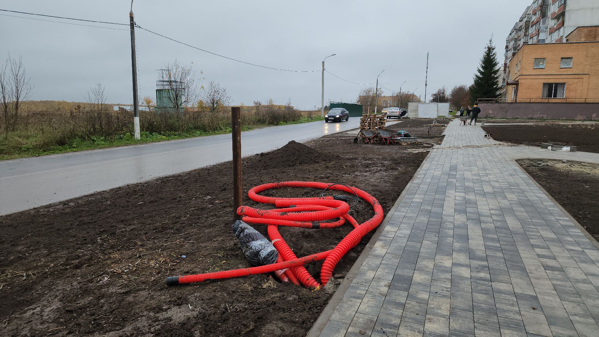 кашира, благоустройство, комфортная городская среда, сквер, тротуарная плитка, озеленение, освещение, безопасный регион,