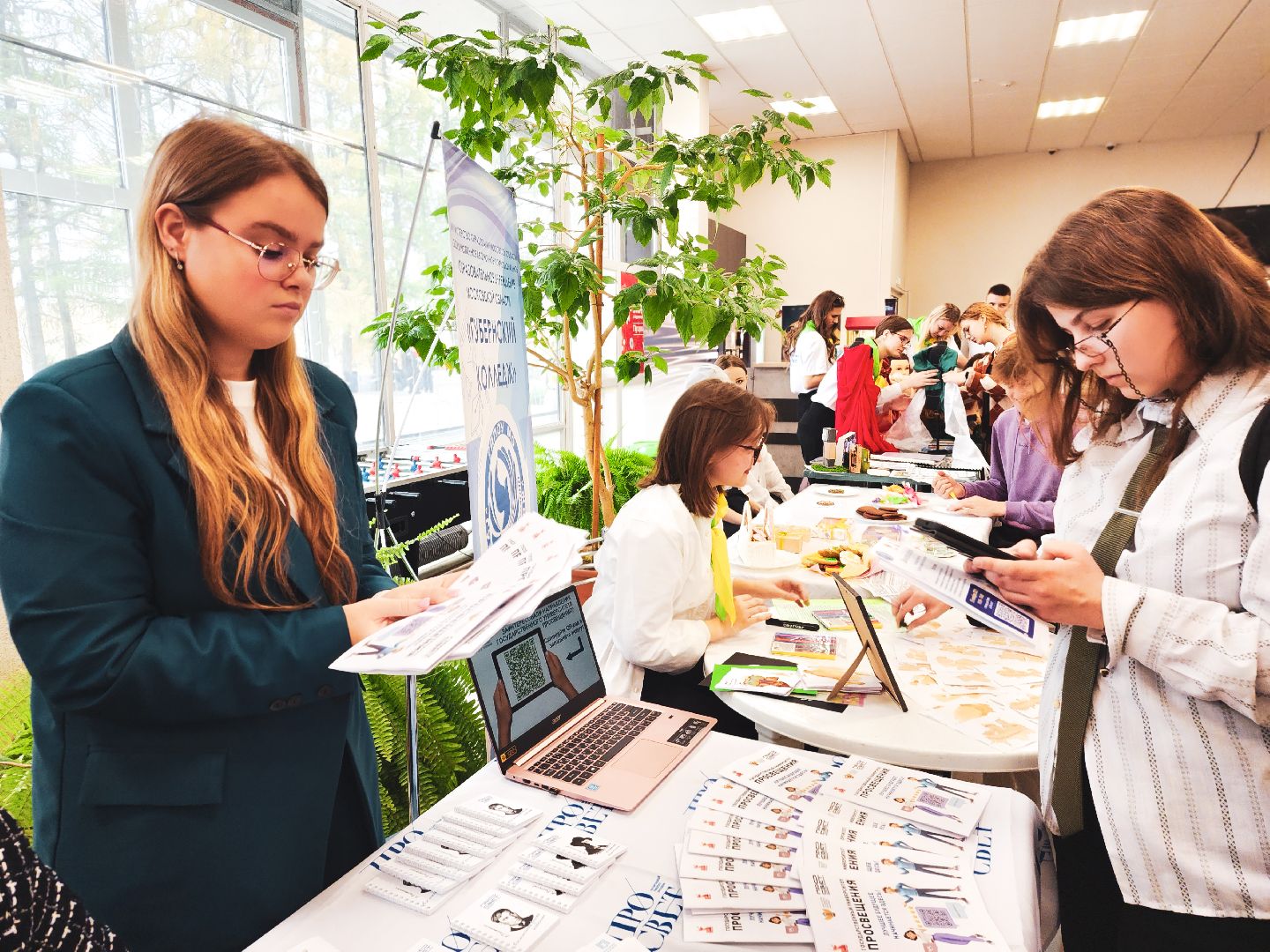 пущино, серпухов, образование, ярмарка профессий, школьники,