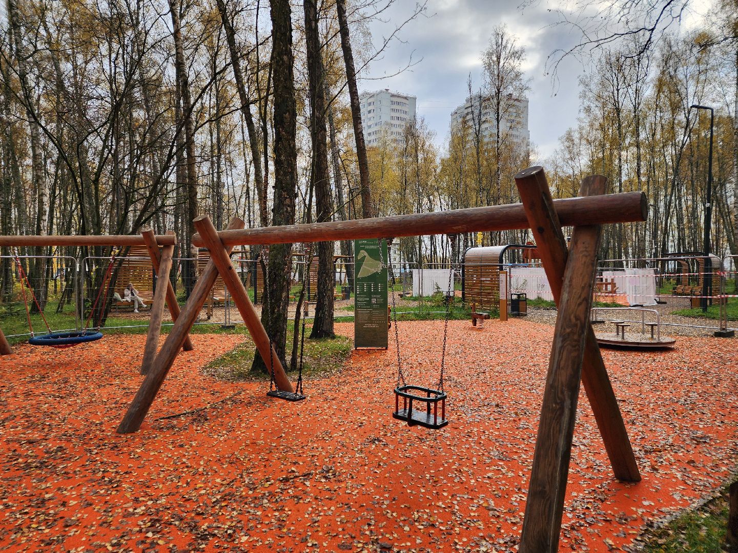 чехов,микрорайон губернский, улица уездная, лесопарк, строительство, благоустройство, установка видеокамер, монтаж камер видеонаблюдения, система безопасный регион, столбы освещения, фонари, универсальный павильон, серверная,госпрограмма московской области, формирование комфортной городской среды,