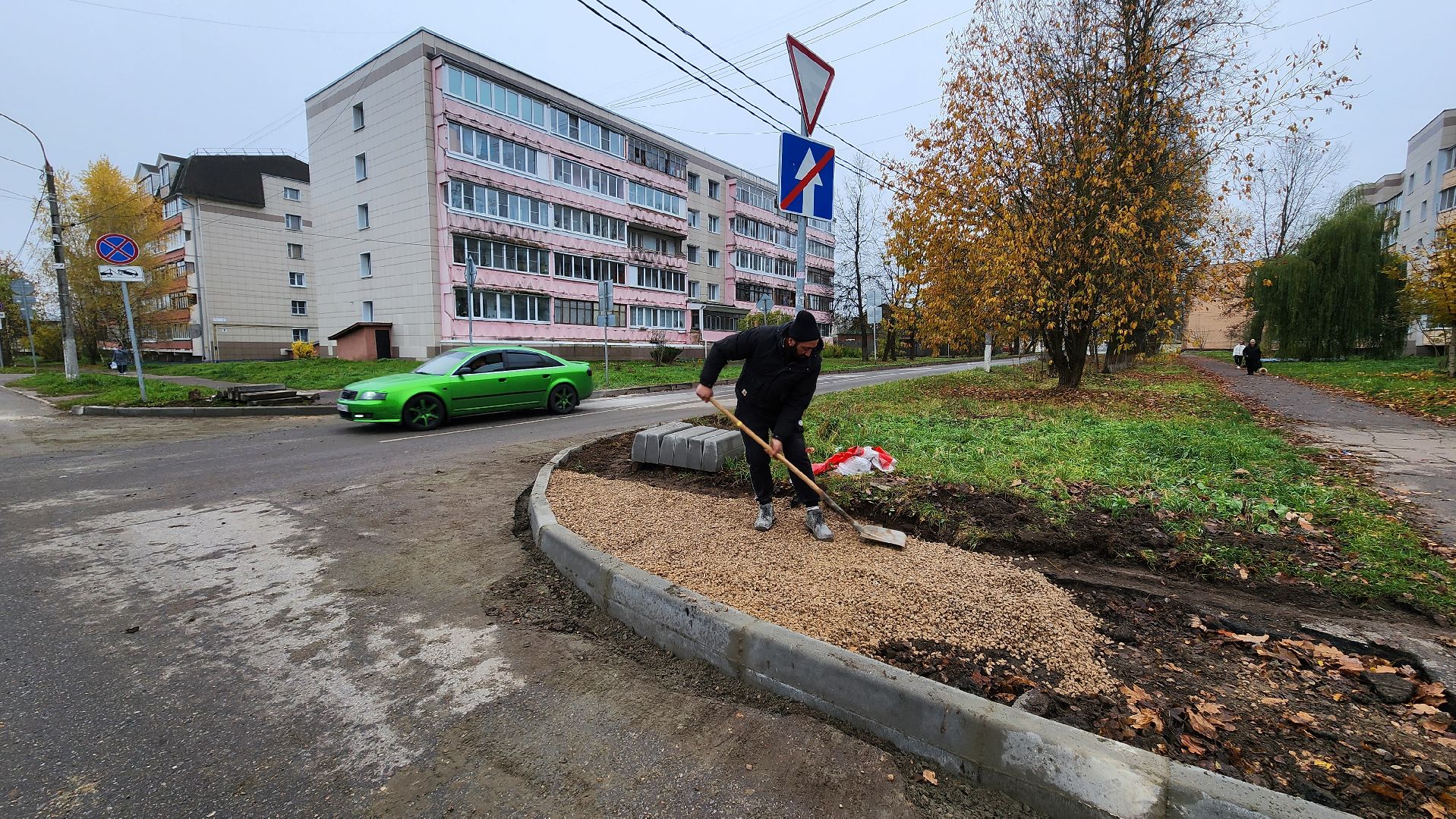 клин, поселок 31 октября, благоустройство, улица мичурина , бордюр,