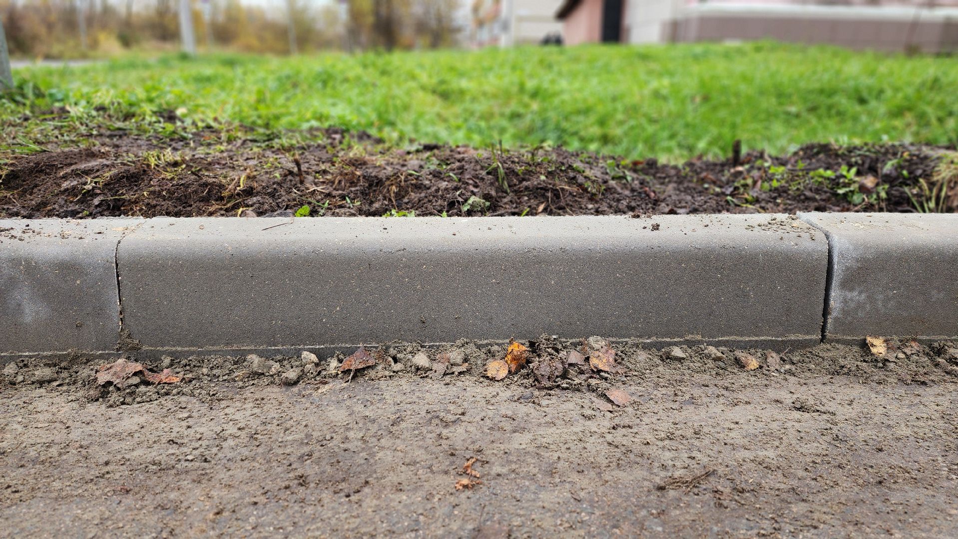 клин, поселок 31 октября, благоустройство, улица мичурина , бордюр,