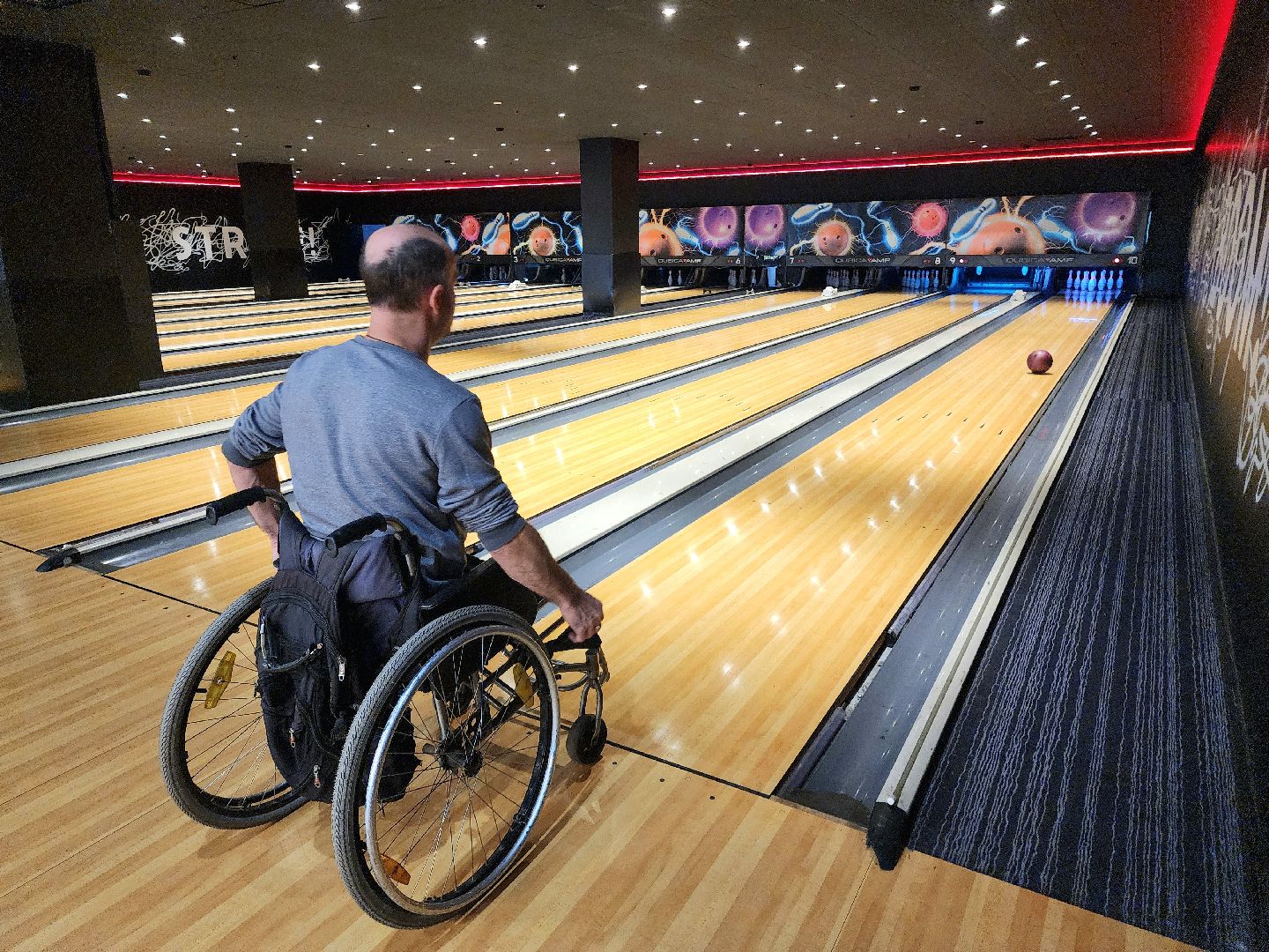 боулинг, соревнования, люди с инвалидностью,