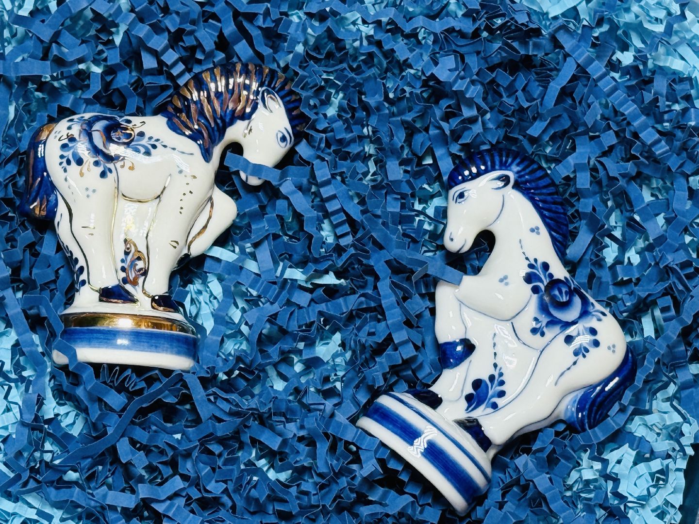 гжель, гжельская роспись, гжельский завод художественной росписи, новый год, производство елочных игрушек, елочные игрушки,