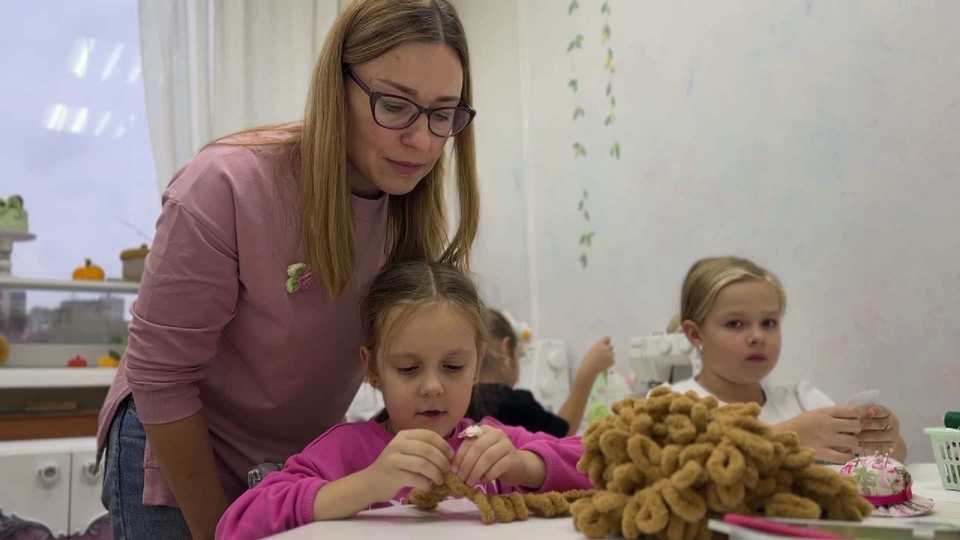 Реутов, библиотека, швейная мастерская, швеи, шитье для девочек,вязание, курсы кройки и шитья,