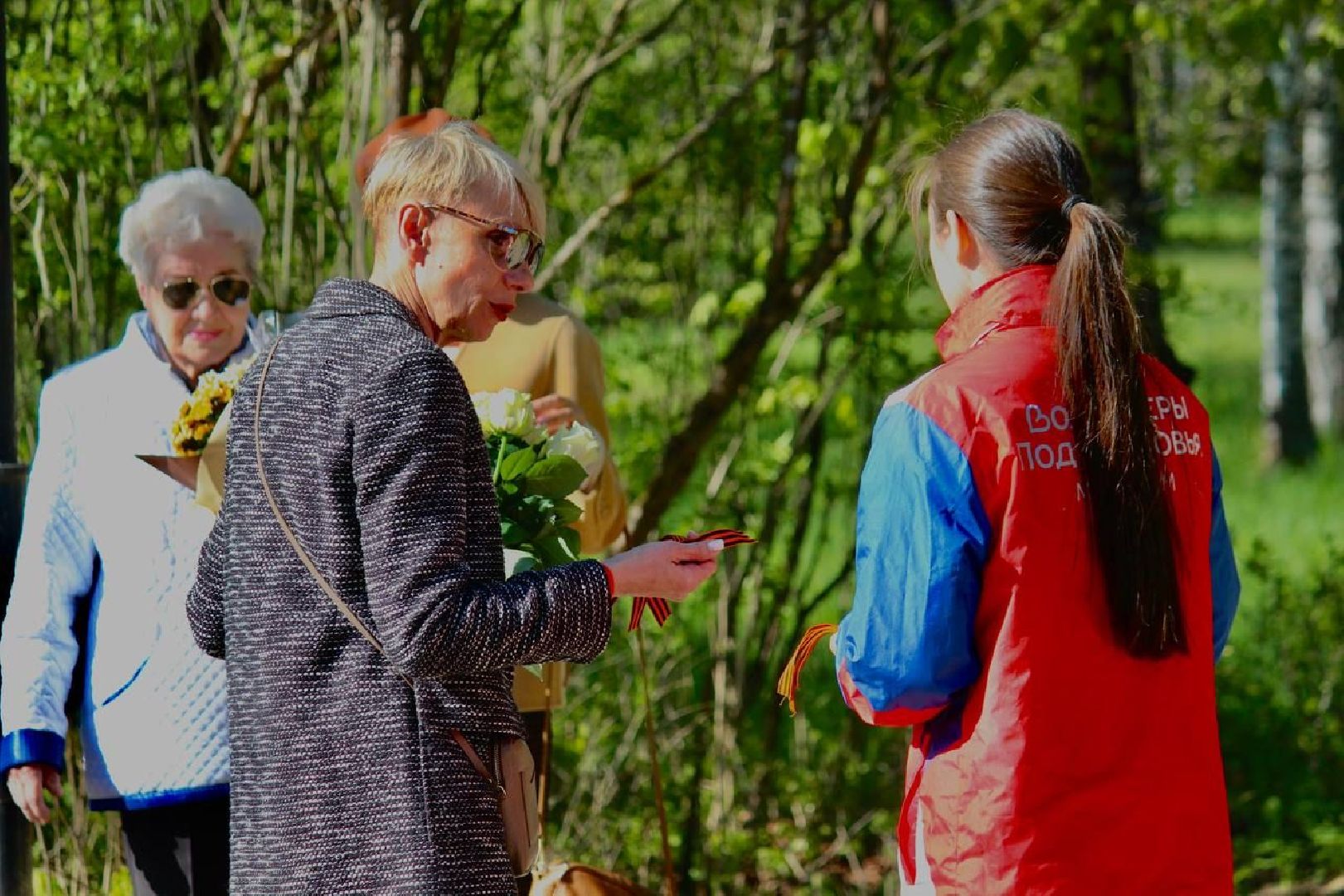 волонтеры, День победы, помощь, Дубна