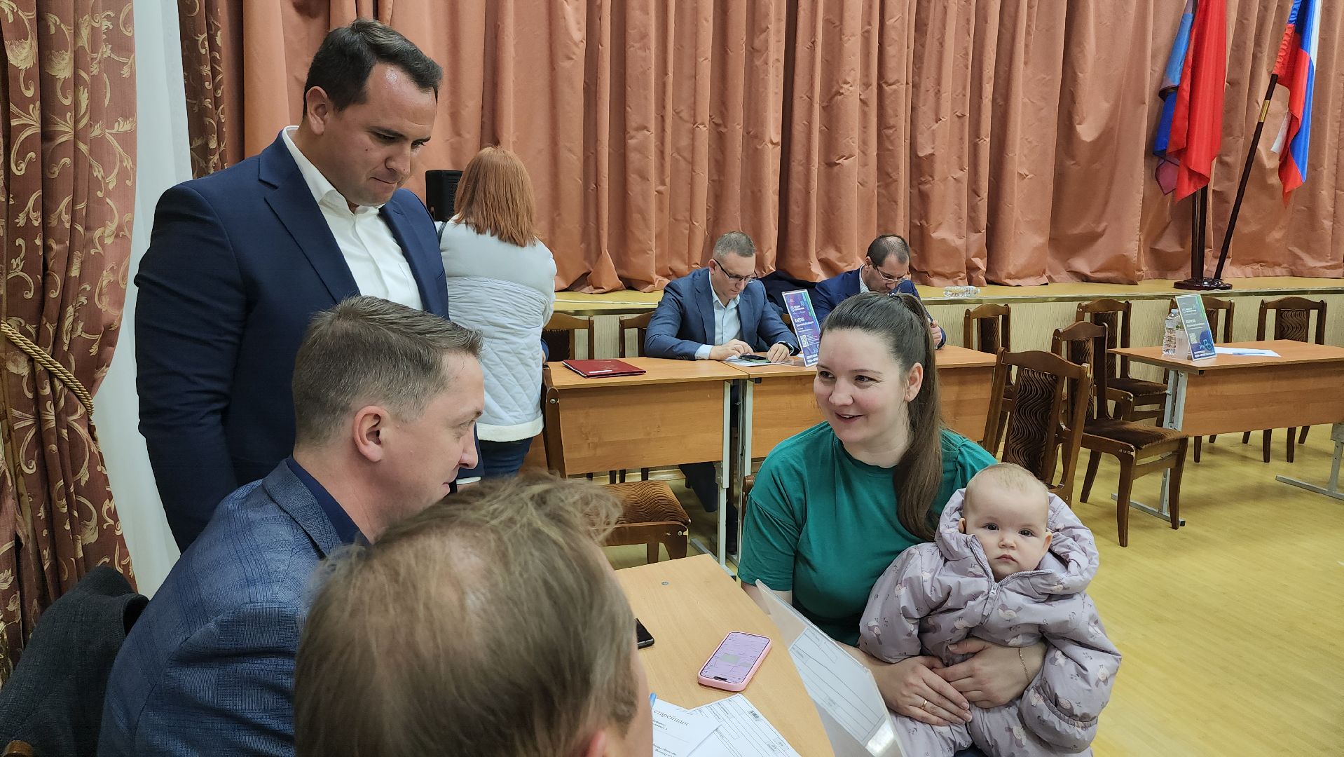 люберцы, выездная администрация, малаховка, глава люберец владимир волков,малаховское озеро,