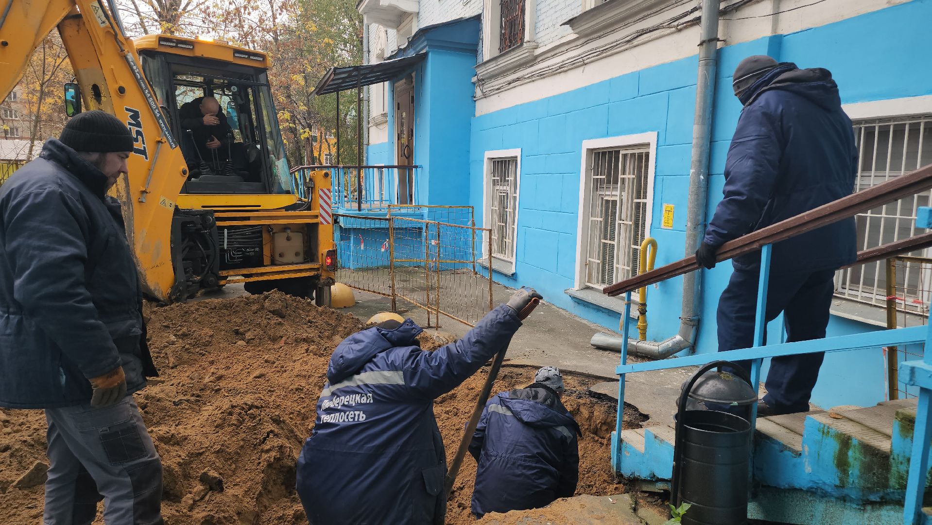 Люберцы, порыв теплотрассы, люберецкие теплосети, аварийная бригада,