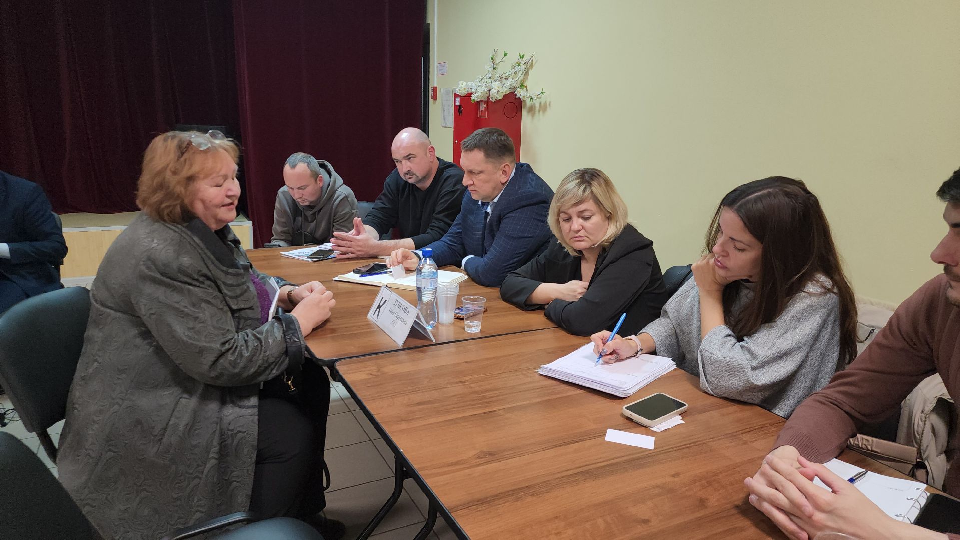 Истра, Общество, выездная администиация,