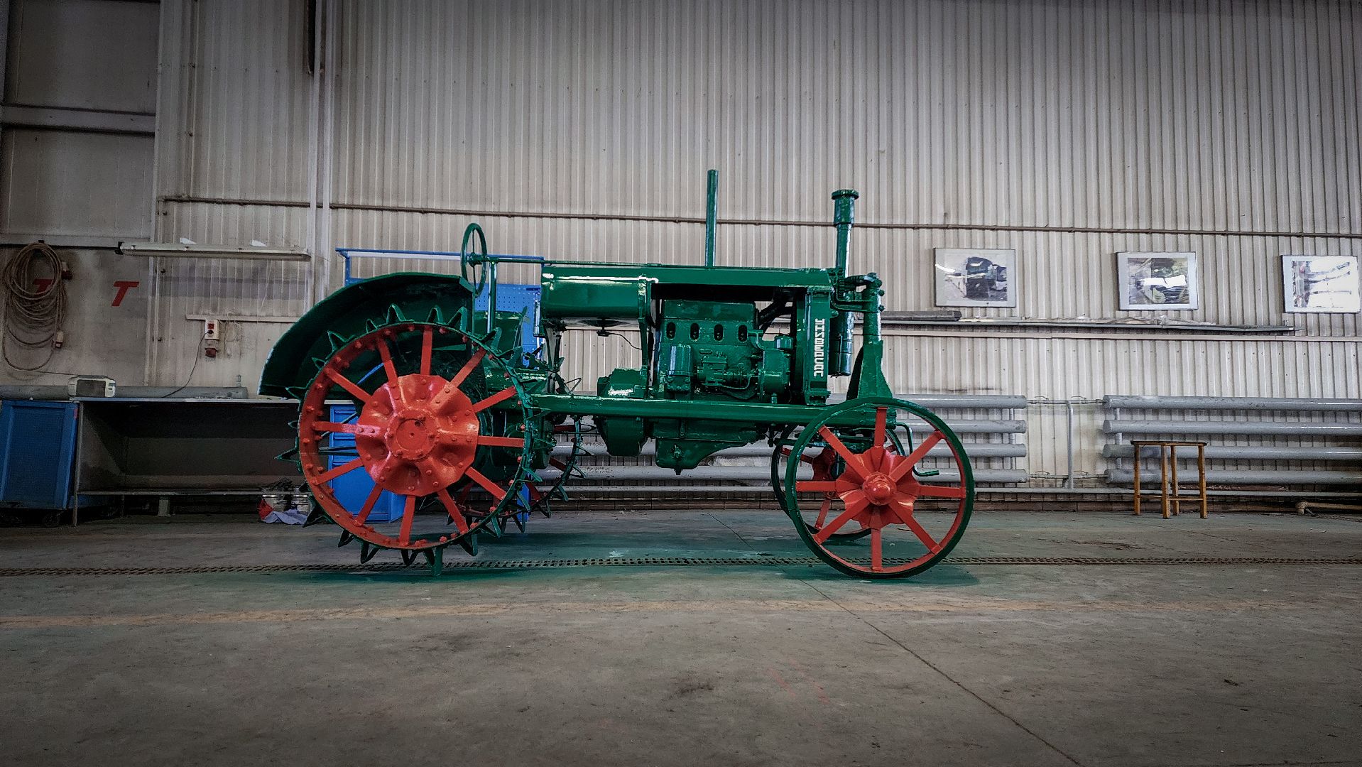 бронницы, трактор универсал-2, памятник трактору бронницы, мострансавто,