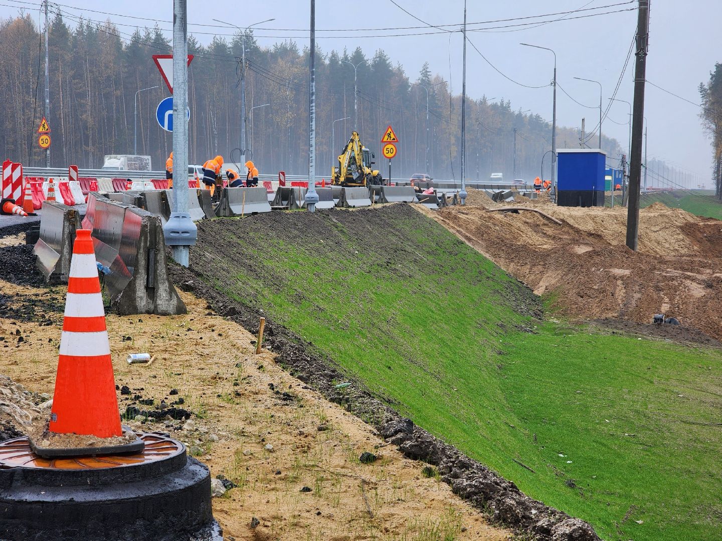 ярославское направление, м-8 холмогоры, реконструкция м-8, правдинская развязка, мост через скалбу, река скалба, строительство развязки, строительство  дорог,