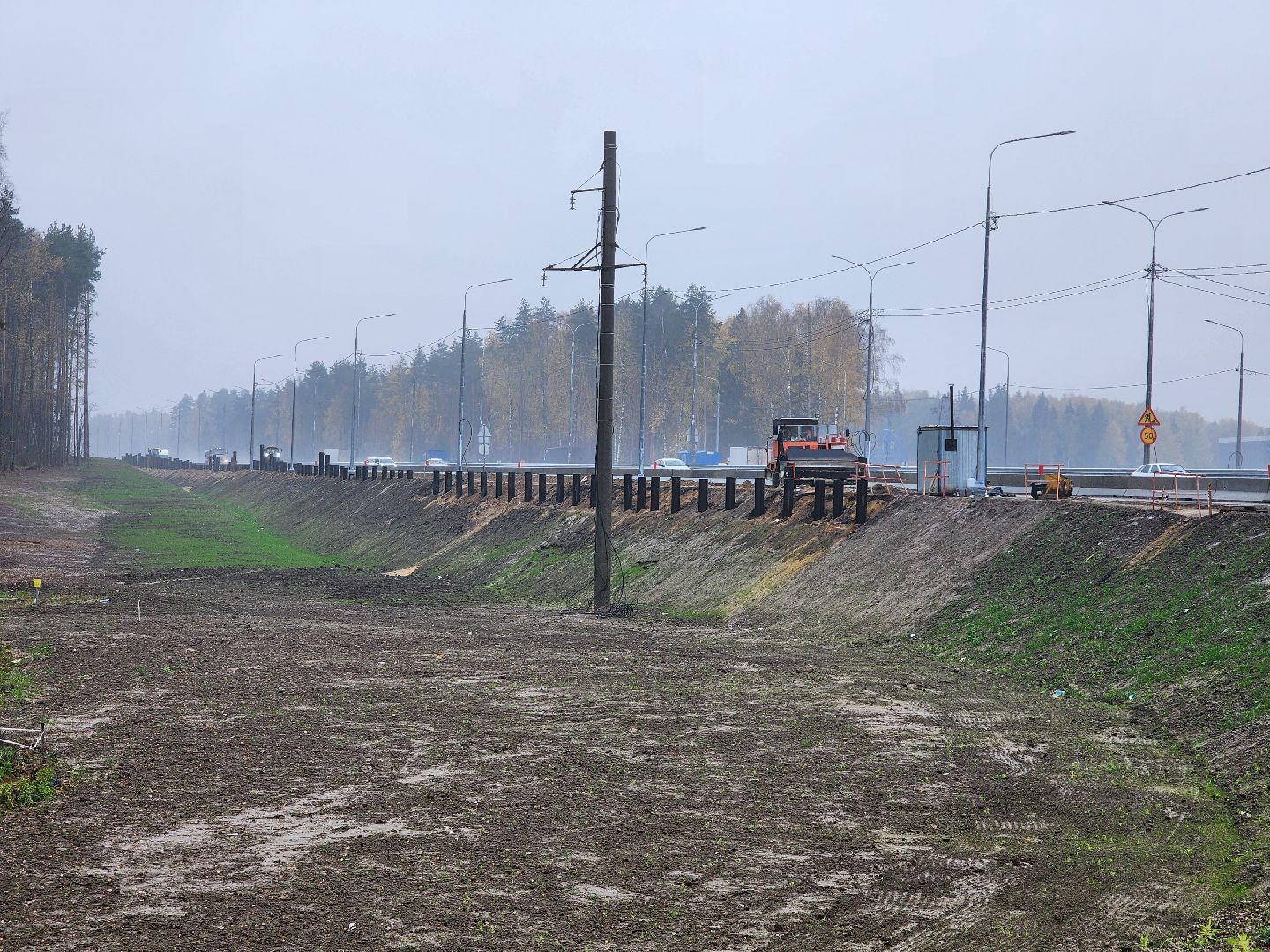 ярославское направление, м-8 холмогоры, реконструкция м-8, правдинская развязка, мост через скалбу, река скалба, строительство развязки, строительство  дорог,